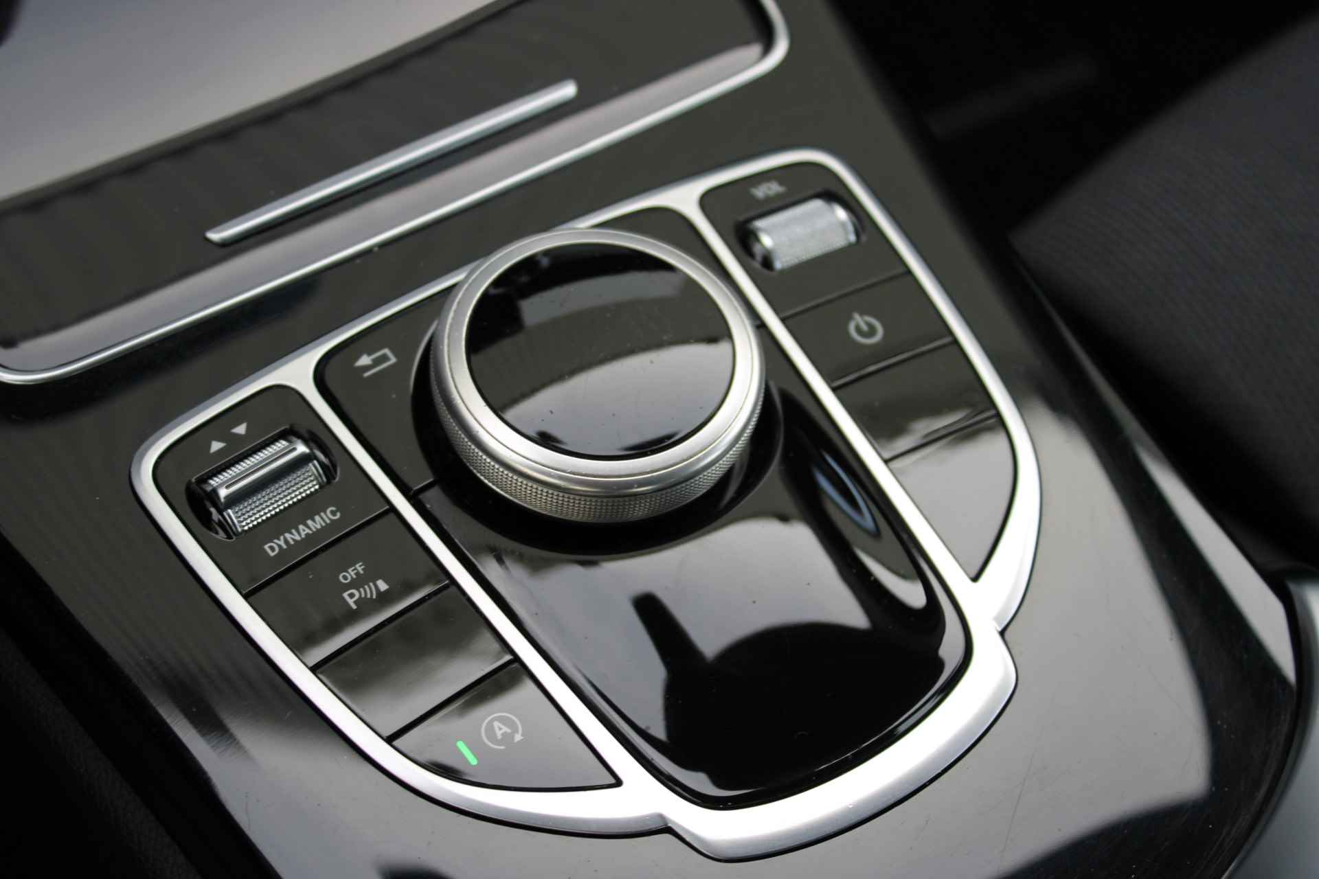 Mercedes-Benz C-Klasse 180 Business Solution 157PK Automaat | Navigatie | Led Koplampen | 17'' LMV | Cruise Control - 42/50