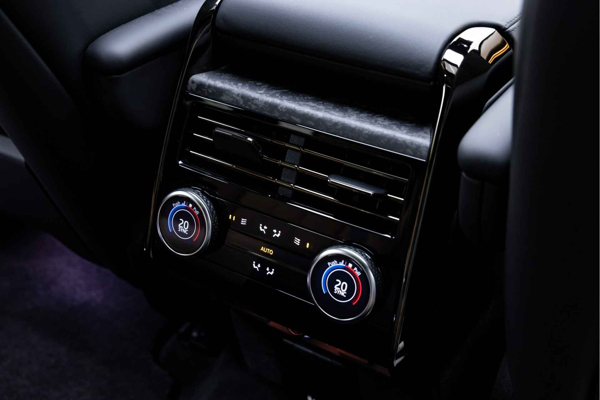 Land Rover Range Rover Sport P510e Autobiography | Achterasbesturing | Hot/Cold Climate | Rear Seat Entertainment | El. Trekhaak - 12/36