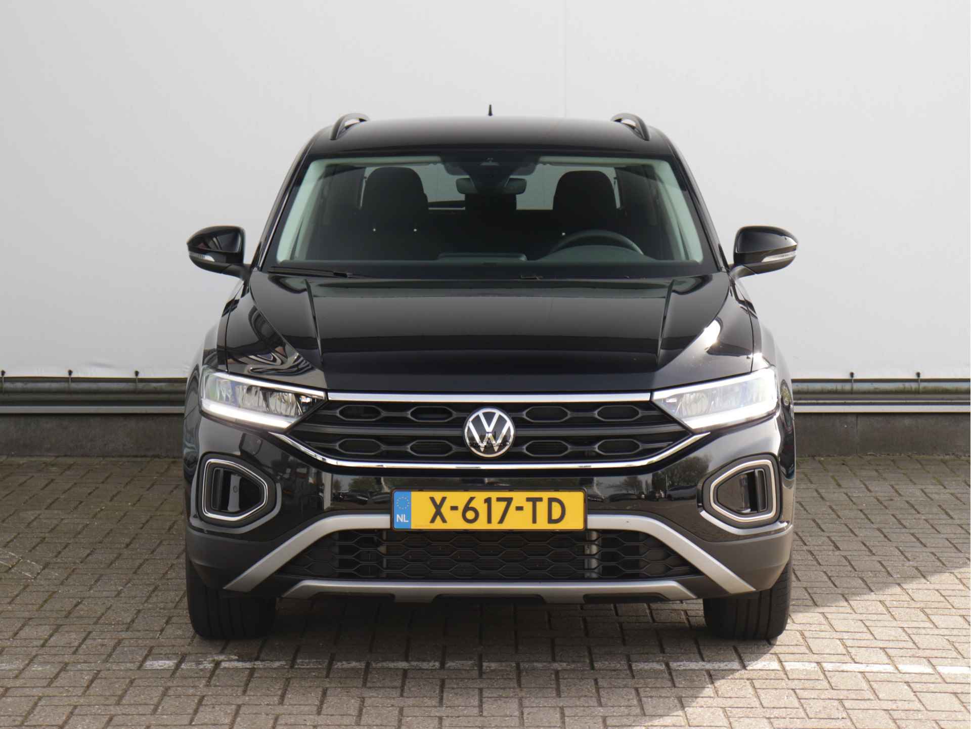 Volkswagen T-Roc 1.0 TSI Life Edition 110pk | Keyless | Navigatie | Camera | Adaptive Cruise | Verlengde garantie tot 26-01-2028 of eerder 100.000km - 3/42