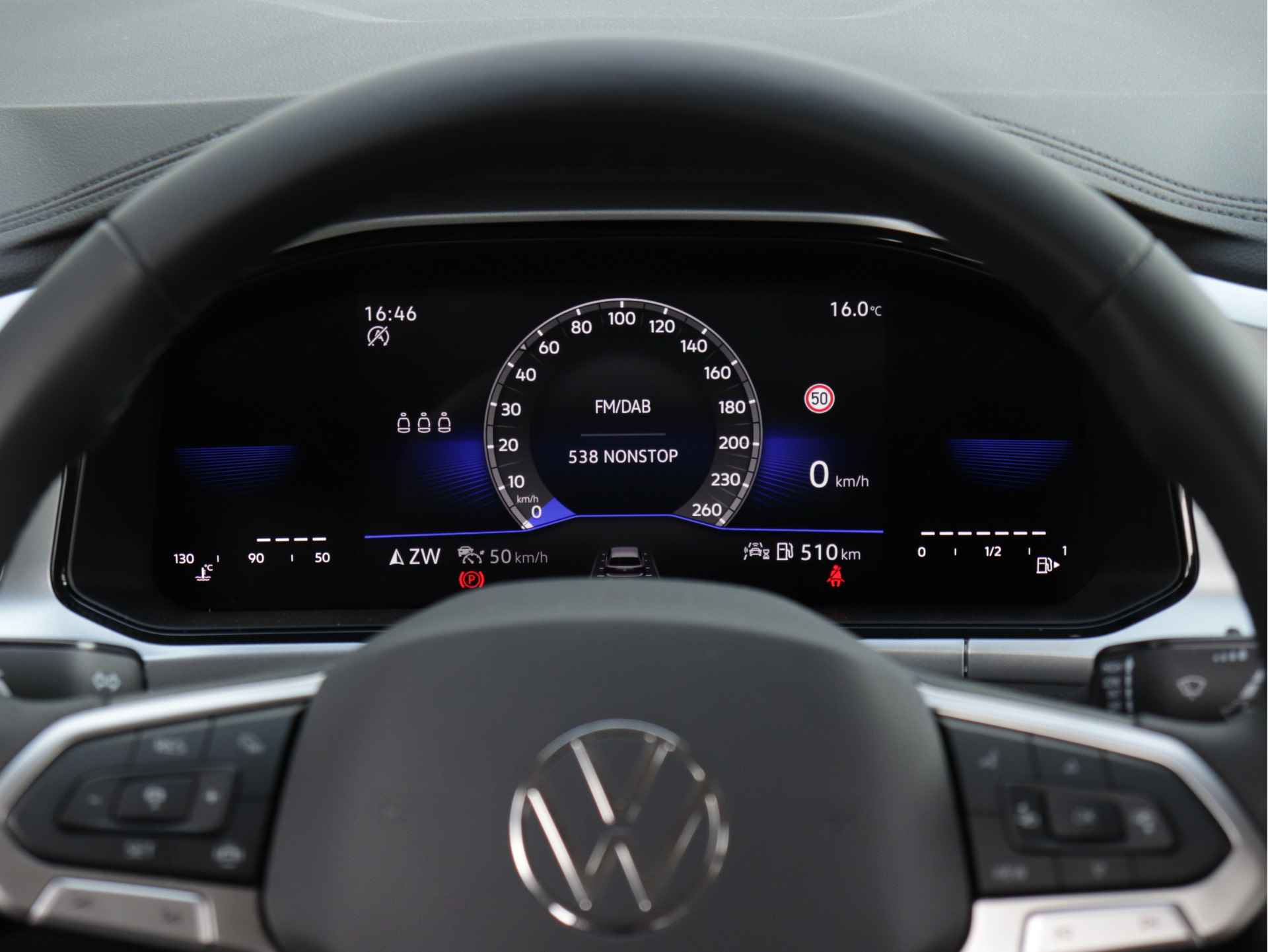 Volkswagen T-Roc 1.0 TSI Life Edition 110pk | Keyless | Navigatie | Camera | Adaptive Cruise | Verlengde garantie tot 26-01-2028 of eerder 100.000km - 10/42