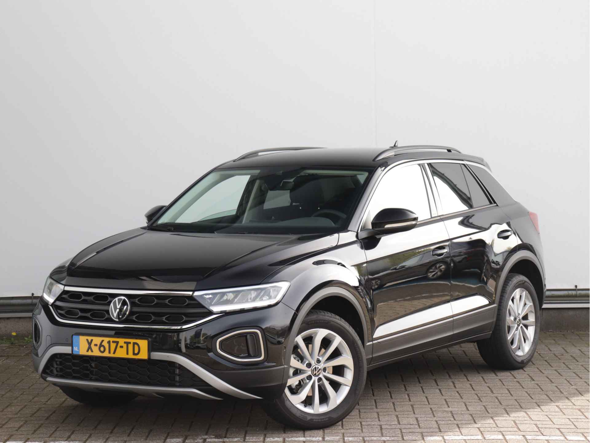 Volkswagen T-Roc 1.0 TSI Life Edition 110pk | Keyless | Navigatie | Camera | Adaptive Cruise | Verlengde garantie tot 26-01-2028 of eerder 100.000km - 41/42