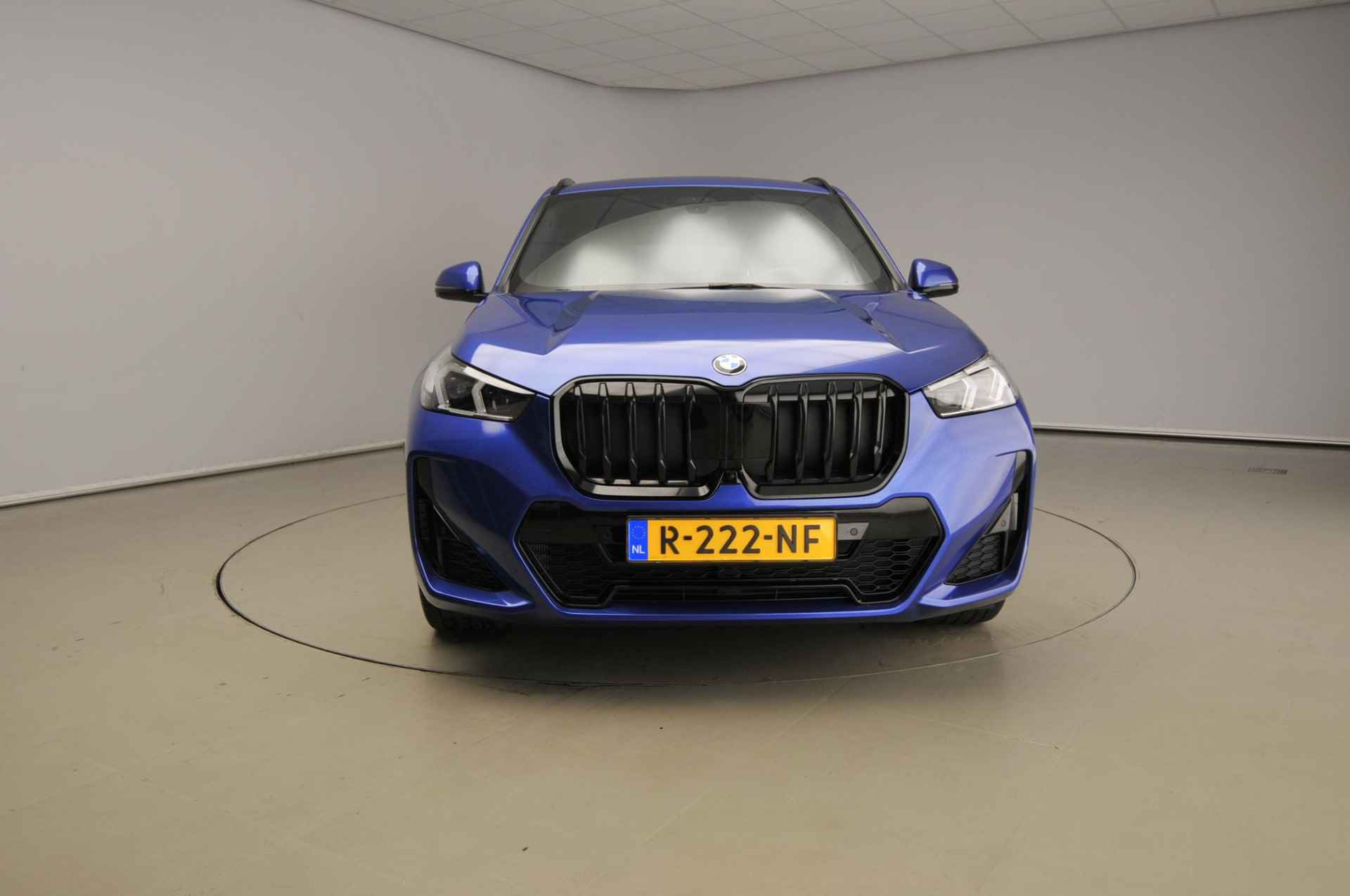 BMW X1 sDrive18i | M-Sportpakket | LED | Leder | HUD | Schuifdak | Elektr. zetels | Stoelverwarming | DAB | Harman-kardon sound | Alu 19 inch - 6/36