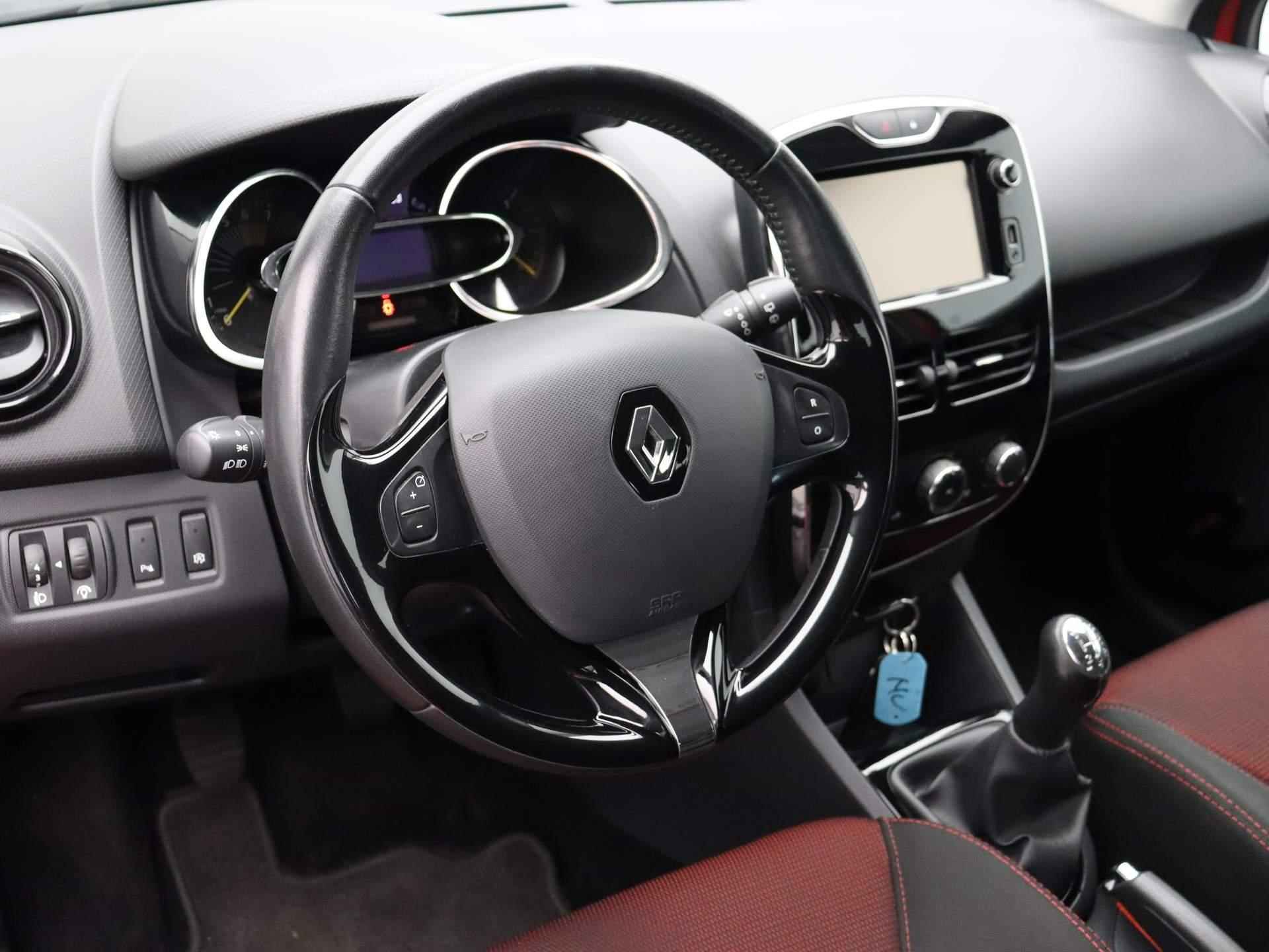 Renault Clio TCe 90pk Expression | Navi | Airco | Cruise Control | Lichtmetalen velgen | Afn. Trekhaak - 16/47