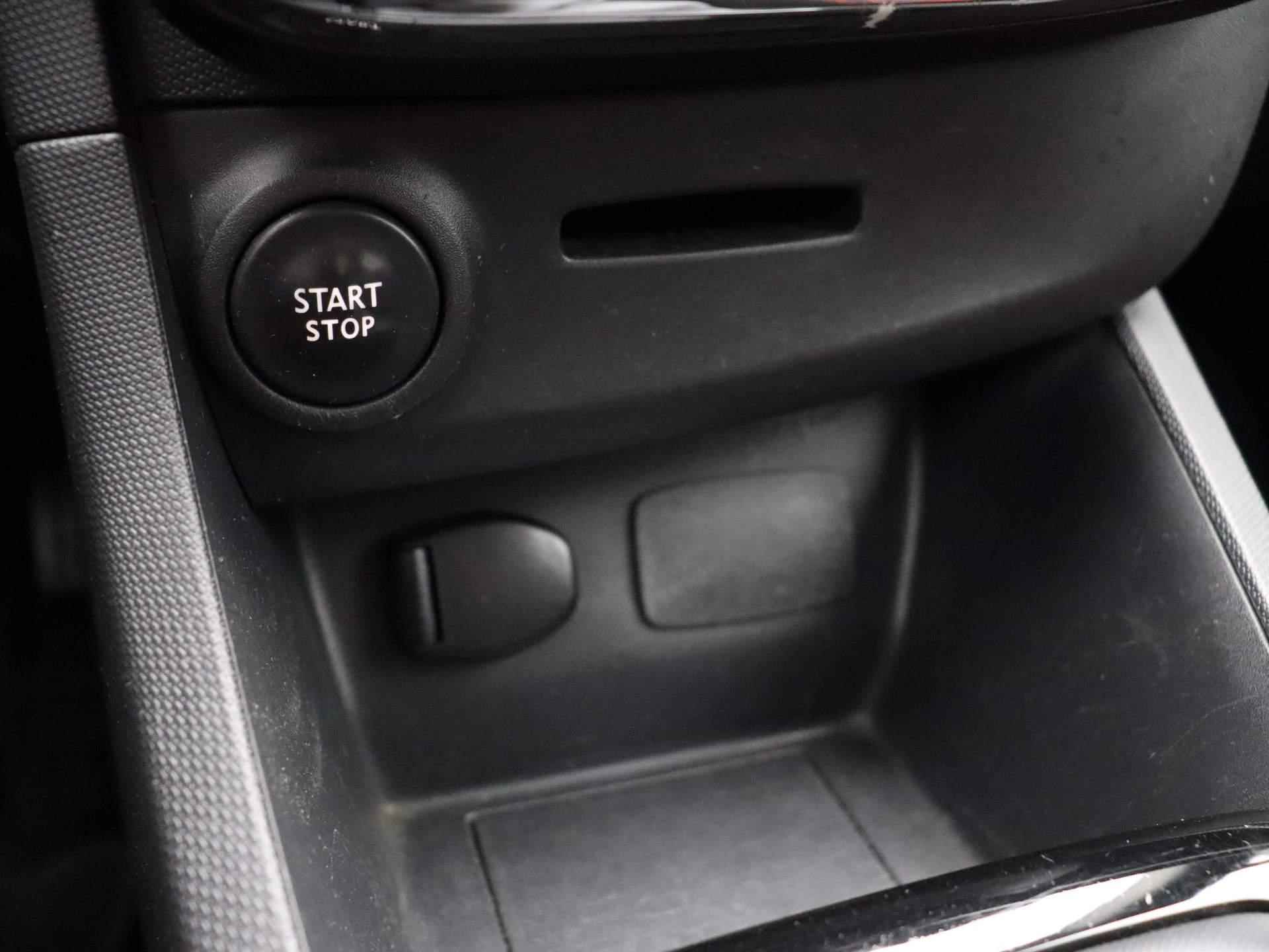 Renault Clio TCe 90pk Expression | Navi | Airco | Cruise Control | Lichtmetalen velgen | Afn. Trekhaak - 28/47