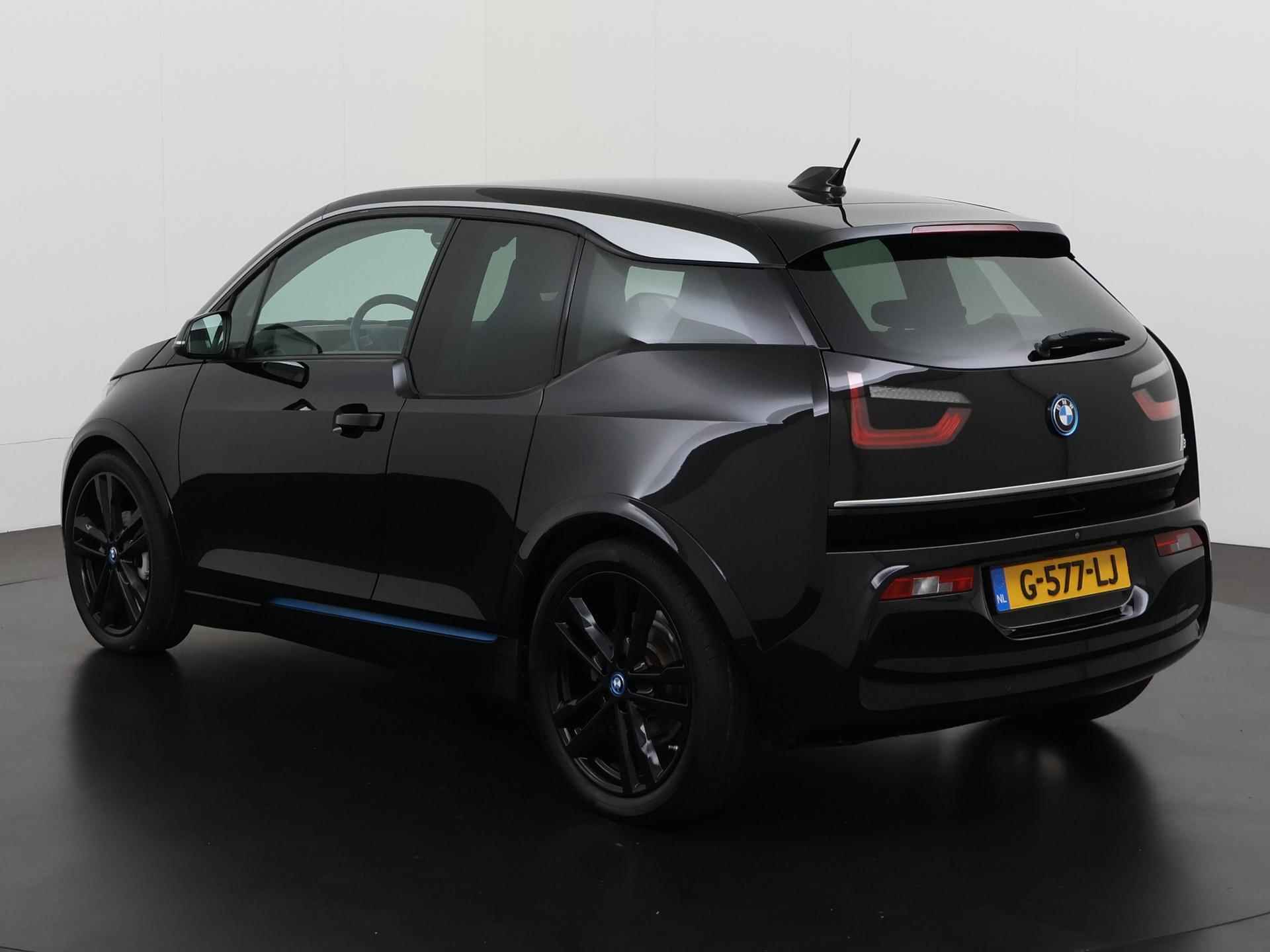 BMW i3 Dark Shadow 120Ah 42 kWh | Camera | Navigatie | Warmtepomp | 20" | Zondag Open! - 6/35