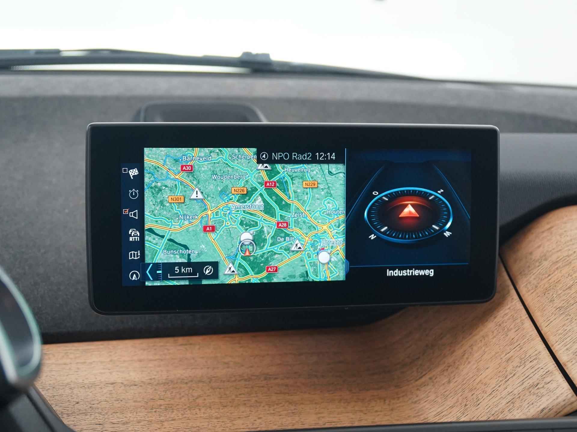 BMW i3 Dark Shadow 120Ah 42 kWh | Camera | Navigatie | Warmtepomp | 20" | Zondag Open! - 13/35