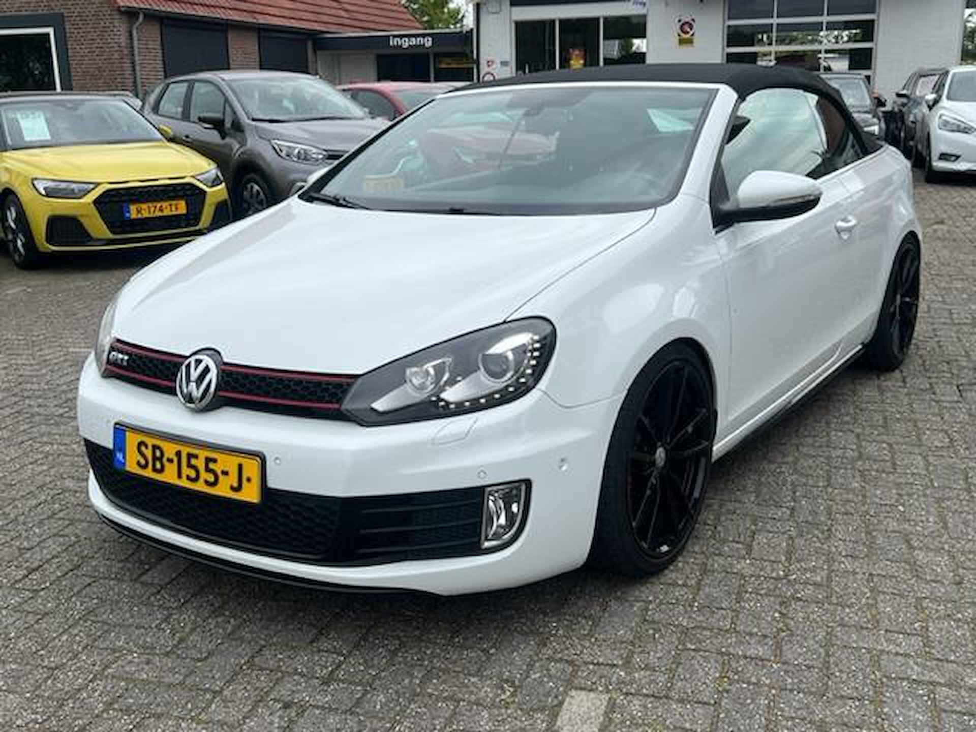 Volkswagen Golf Cabriolet 2.0 TSI GTI KLIMA | SPORTUITLAAT | 19" velgen !! - 3/30