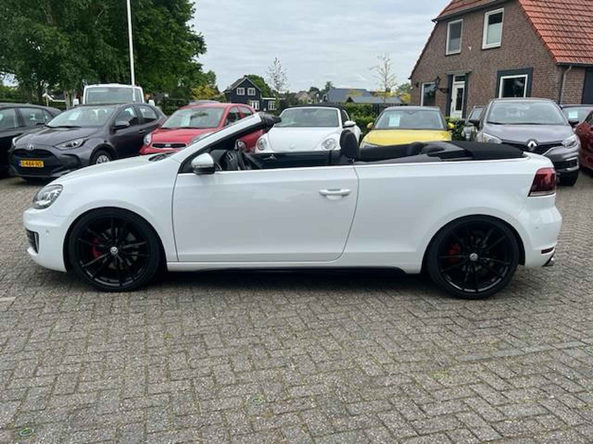 Volkswagen Golf Cabriolet 2.0 TSI GTI KLIMA | SPORTUITLAAT | 19" velgen !! - 6/30