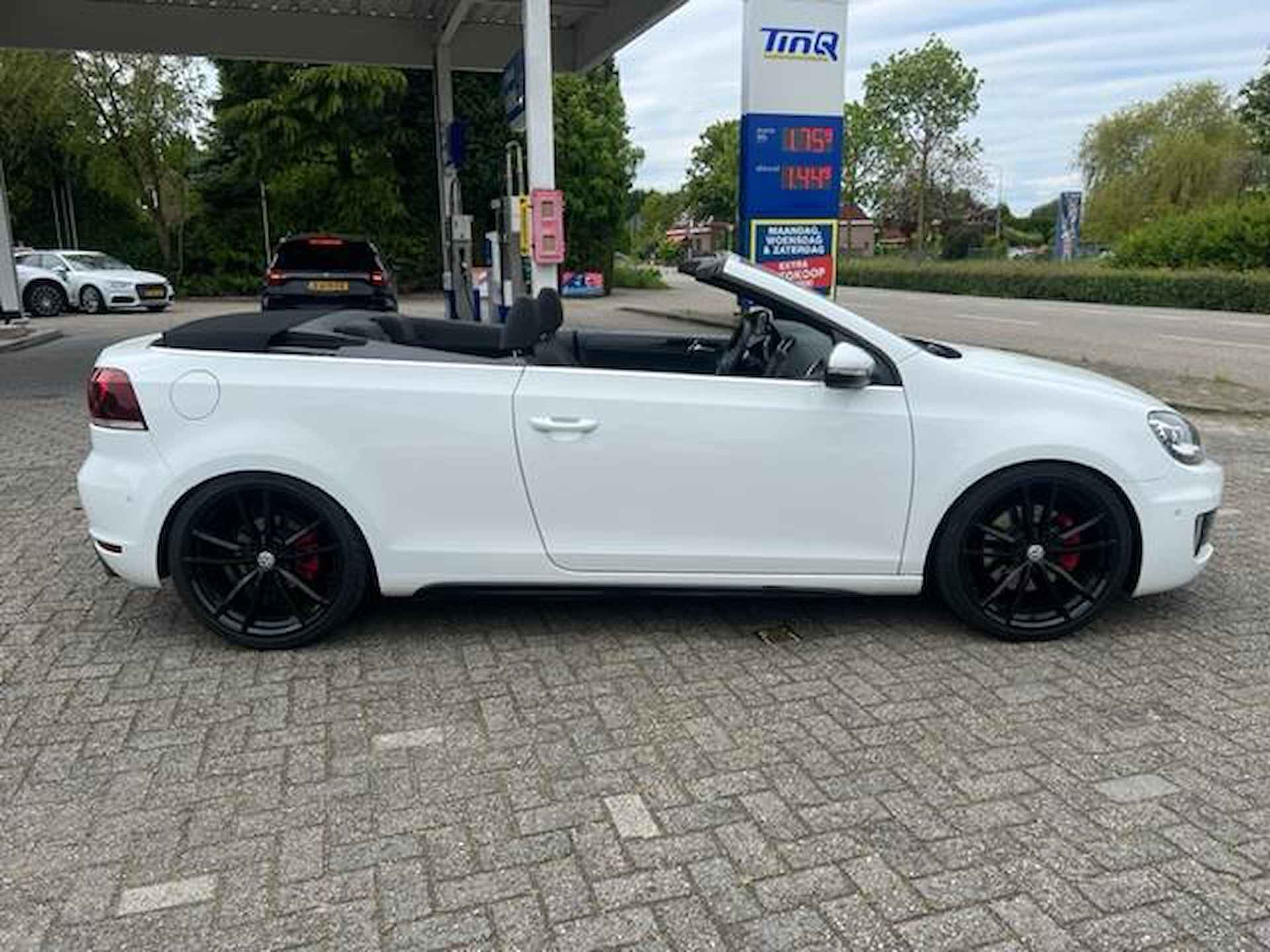 Volkswagen Golf Cabriolet 2.0 TSI GTI KLIMA | SPORTUITLAAT | 19" velgen !! - 10/30