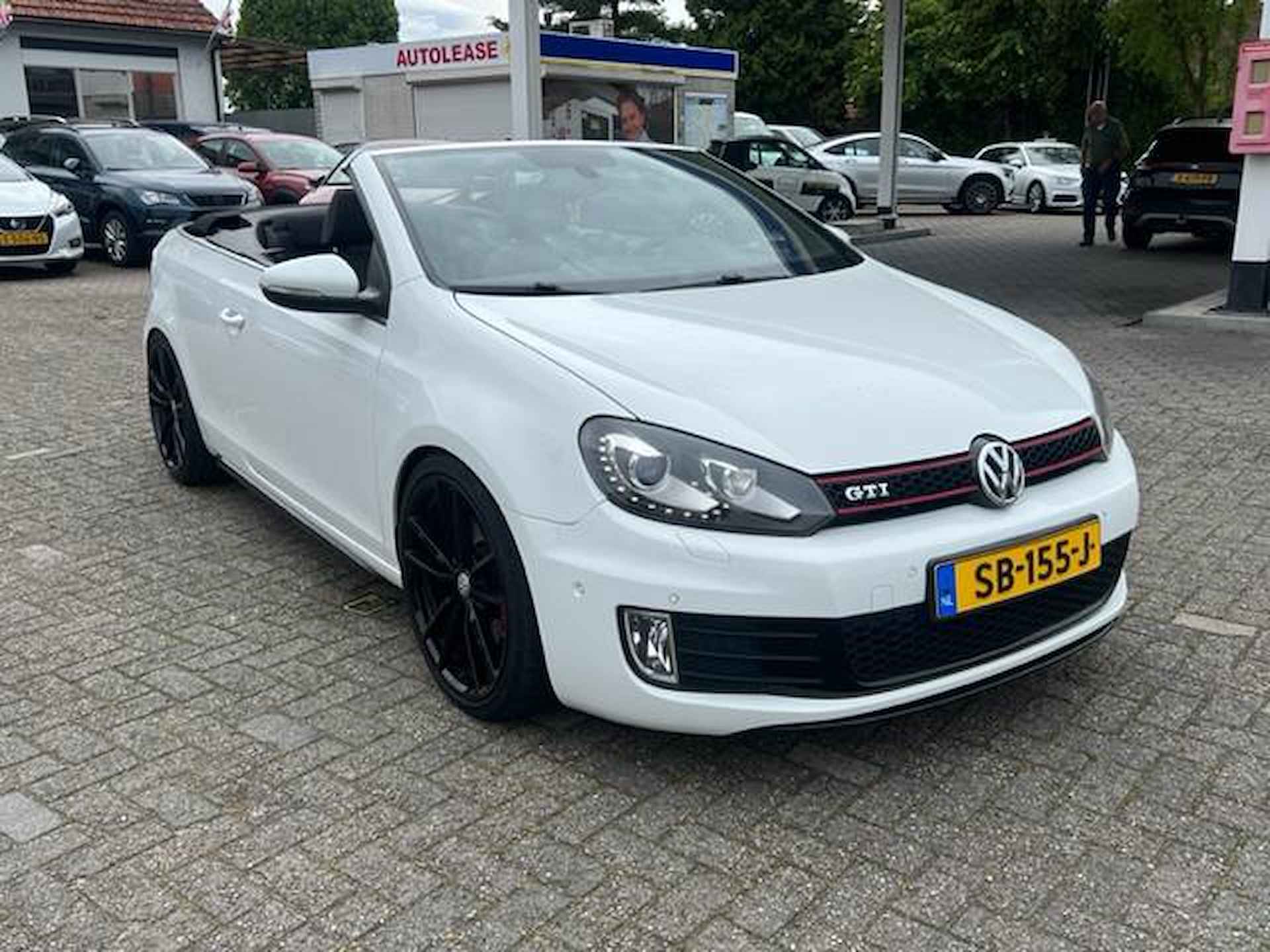 Volkswagen Golf Cabriolet 2.0 TSI GTI KLIMA | SPORTUITLAAT | 19" velgen !! - 11/30