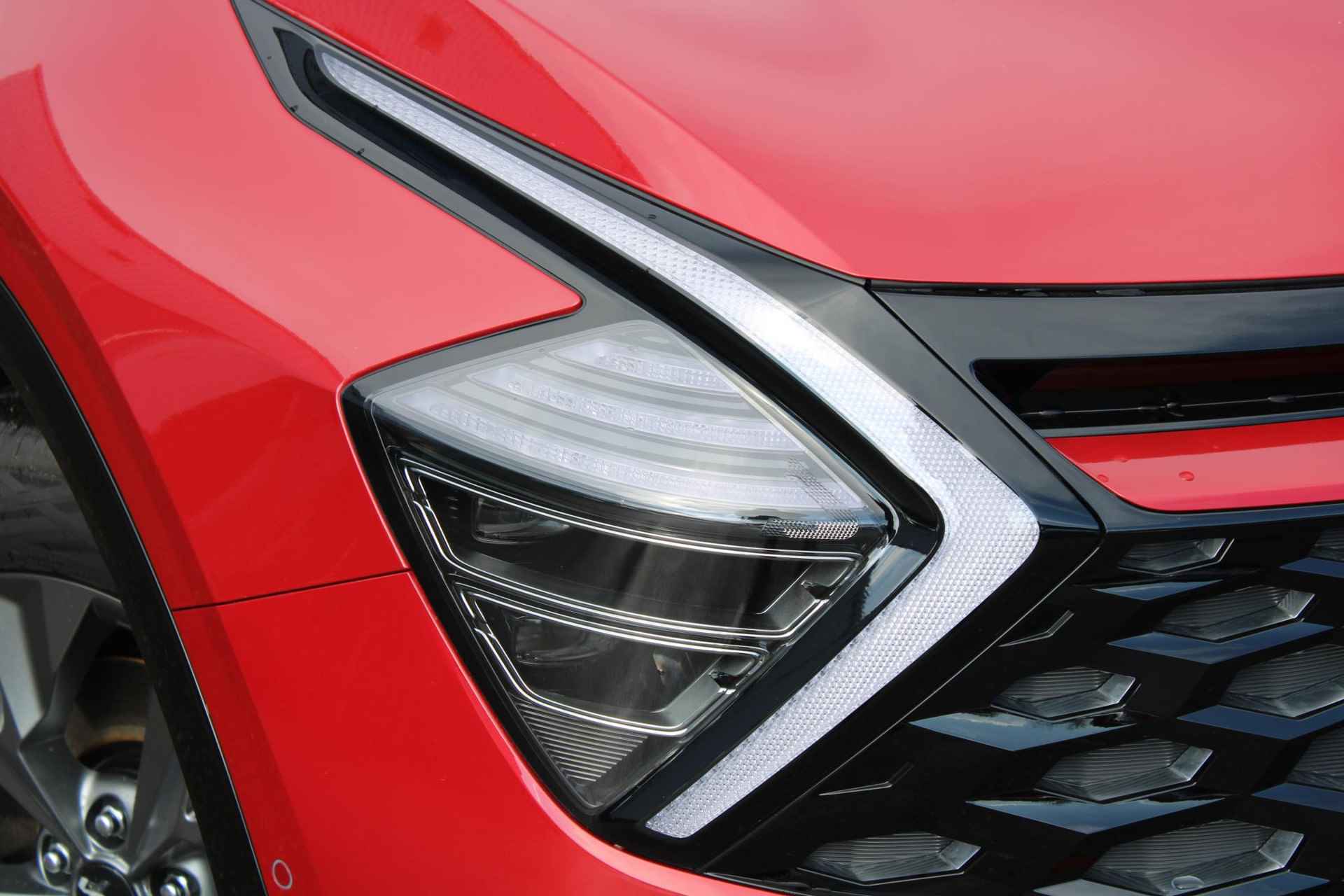 Kia Sportage 1.6 T-GDi Hybrid GT-PlusLine NIEUW TE BESTELLEN / Nu met €2.000,- Euro Inruilpremie / 360 graden Camera / Elektrische stoelen / Stoelverwarming V+A / Panorama dak / - 16/27
