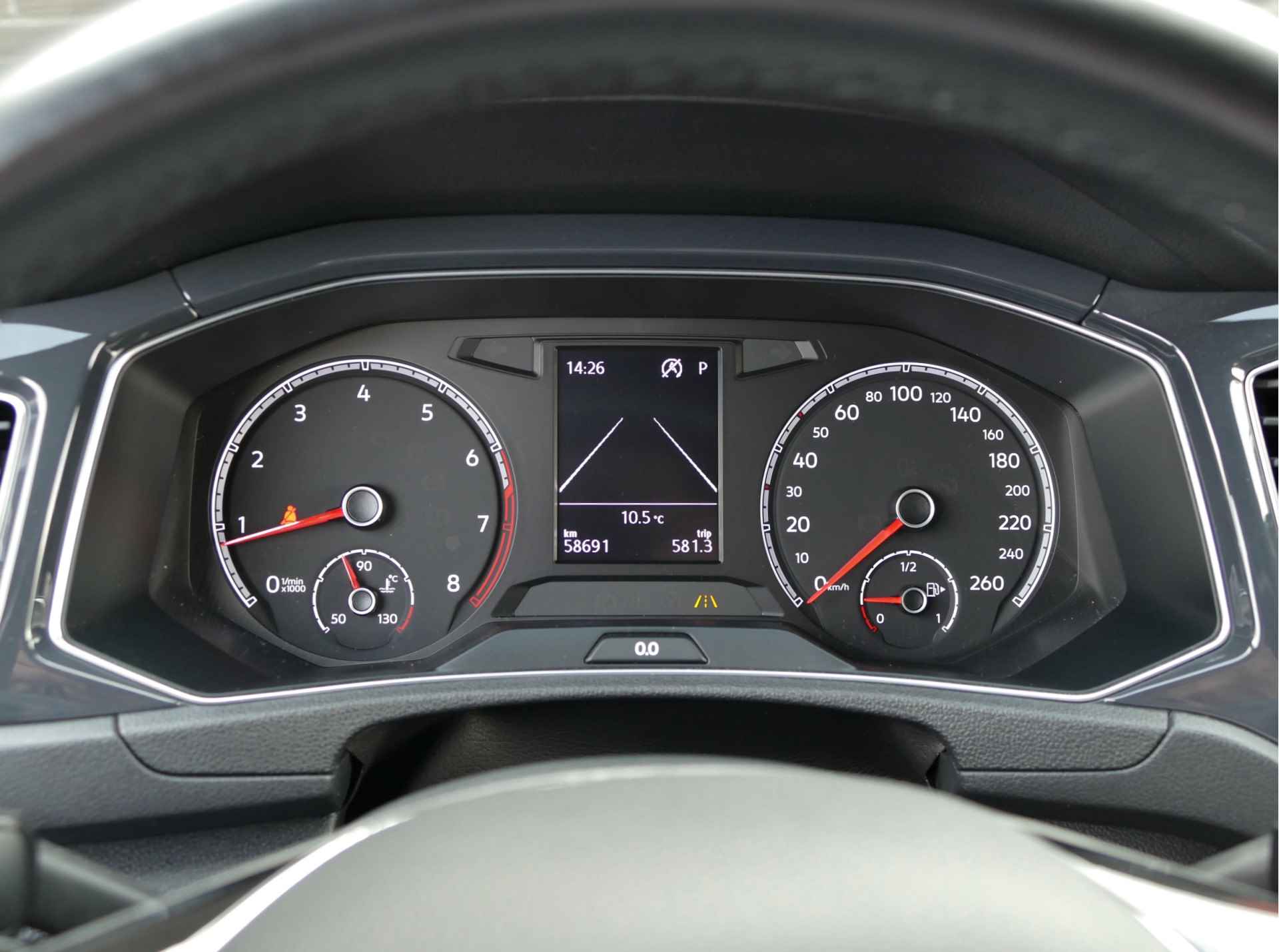 Volkswagen T-Roc 1.5 TSI Sport | Apple CarPlay/Android auto | stoelverwarming | achteruitrijcamera | LED koplampen - 20/54