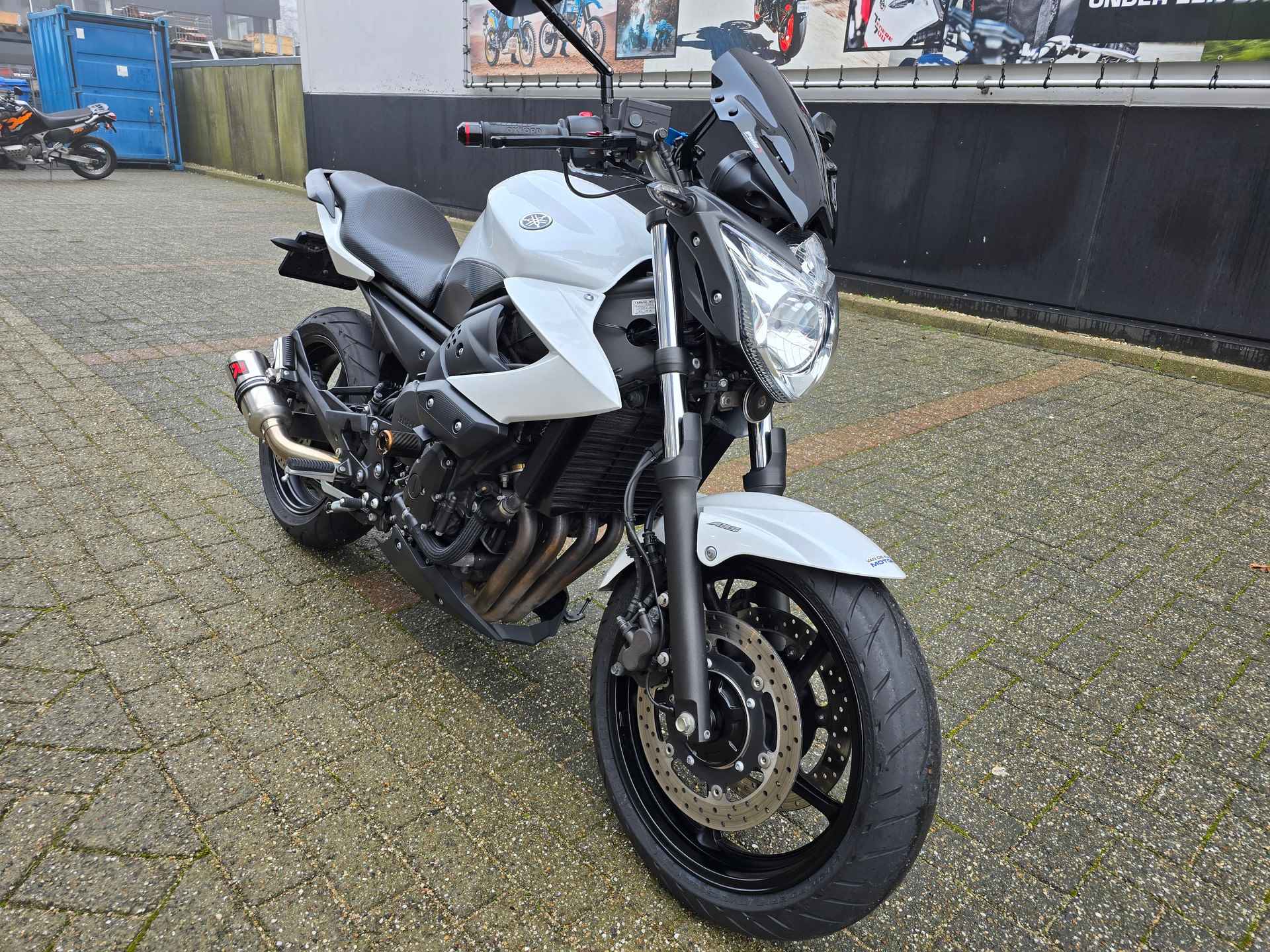 Yamaha XJ 6 ABS - 4/21