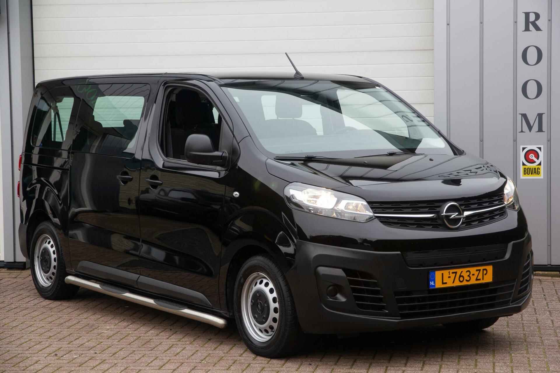 Opel Vivaro-e Combi L2H1 75 kWh 9-Pers. €28.000ex btw - 3/27