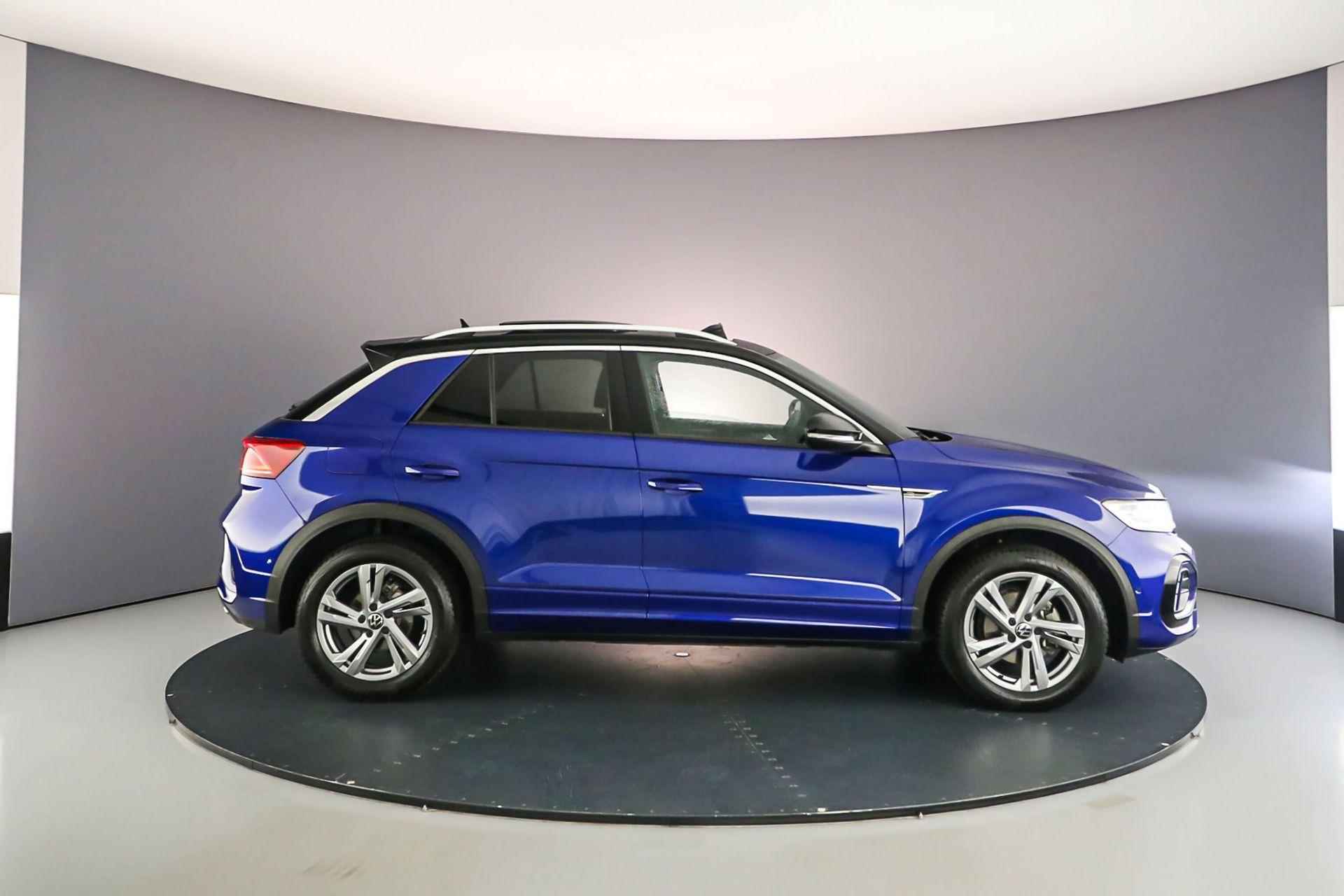 Volkswagen T-Roc R-Line Business 1.5 TSI 150pk DSG Automaat Panoramadak, Elektrische achterklep, Adaptive cruise control, Beats audio, Achteruitrijcamera, LED matrix koplampen - 7/49