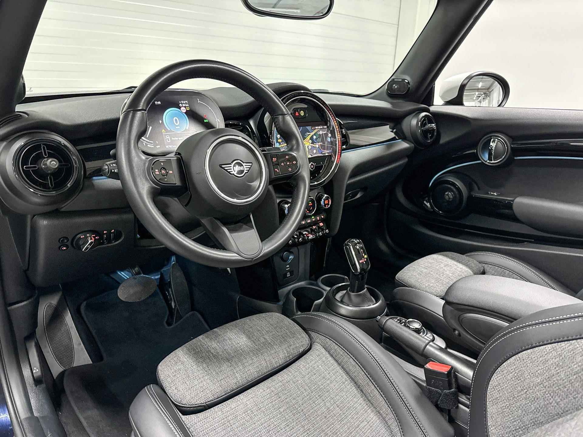 MINI Cabrio Cooper Apple Carplay | Achteruitrijcamera | Stoelverwarming - 22/22