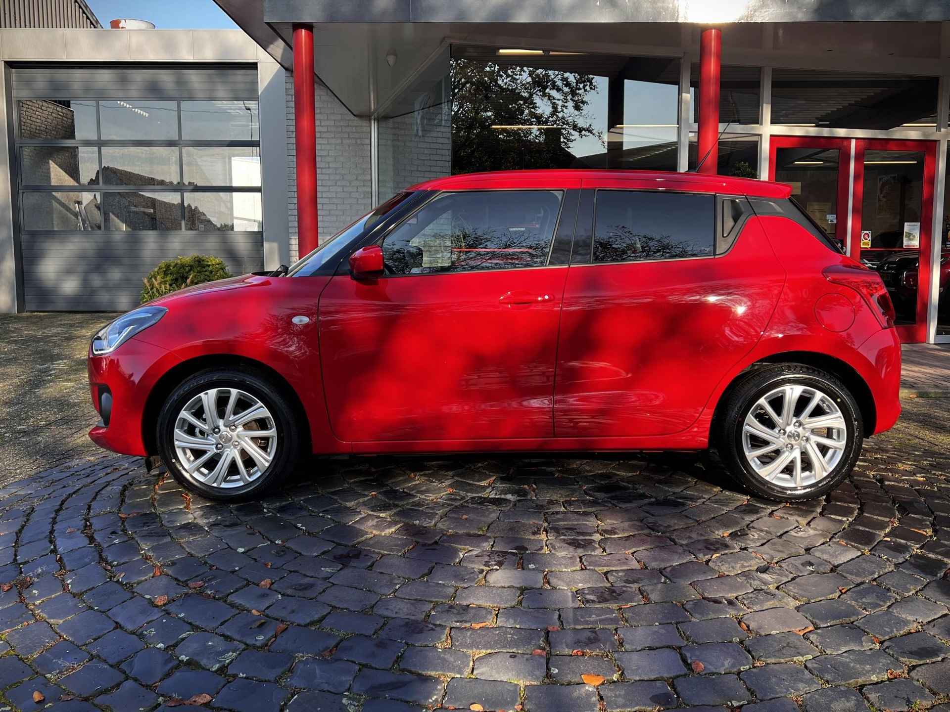 Suzuki Swift 1.2 Select Smart Hybrid | AUTOMAAT | Adap.Cruise | Carplay | Camera | All-in rijklaarprijs - 3/39