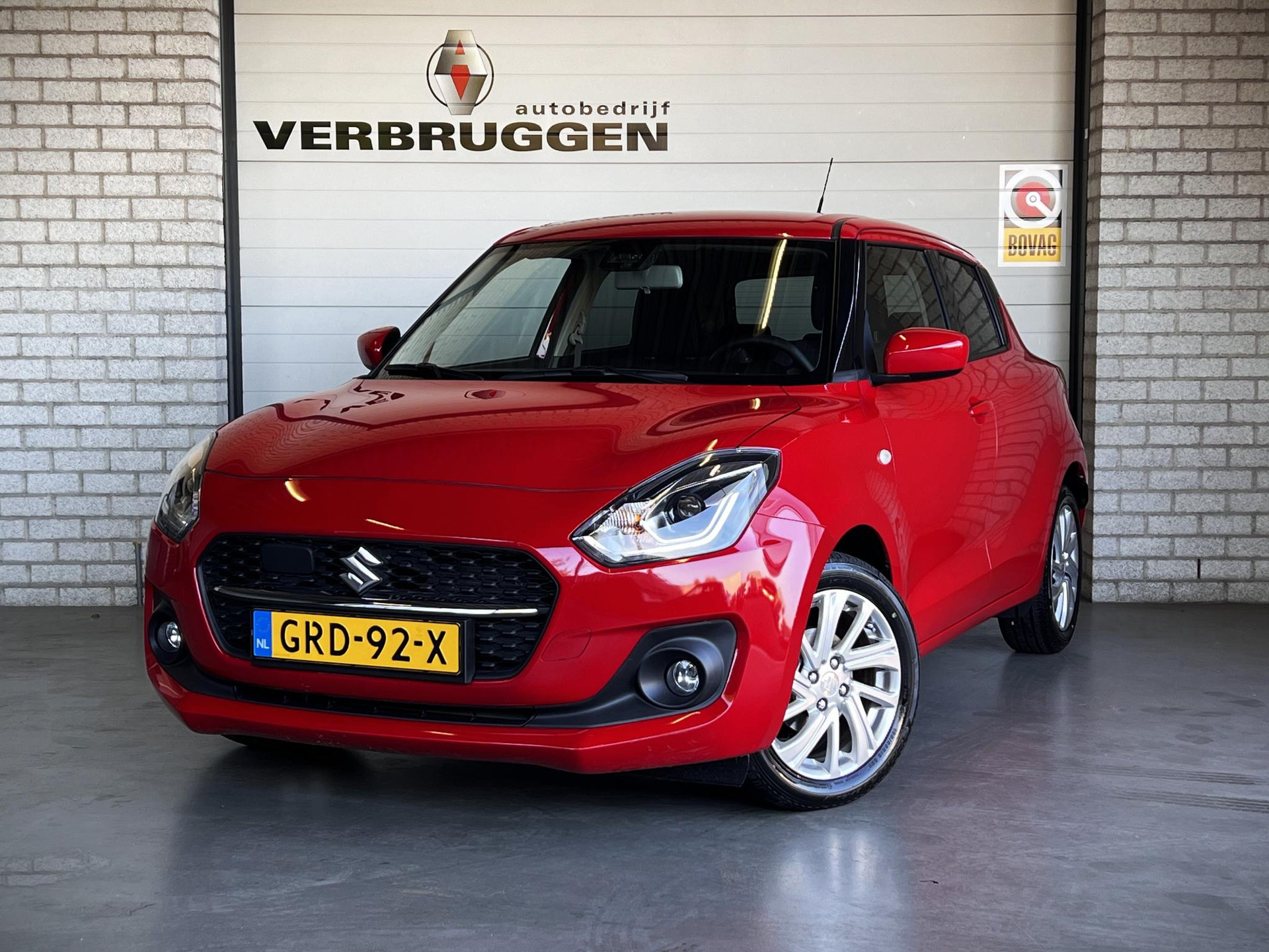 Suzuki Swift 1.2 Select Smart Hybrid | AUTOMAAT | Adap.Cruise | Carplay | Camera | All-in rijklaarprijs