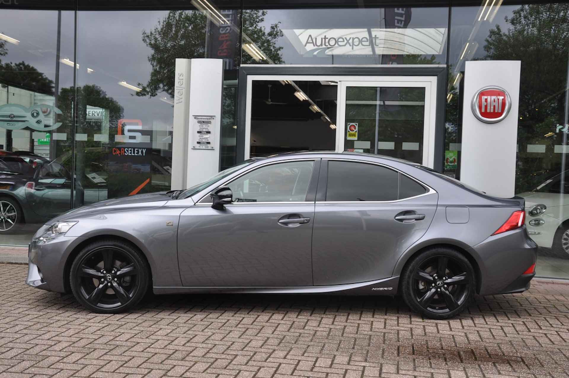 Lexus IS 300h F Sport Line - 2/25