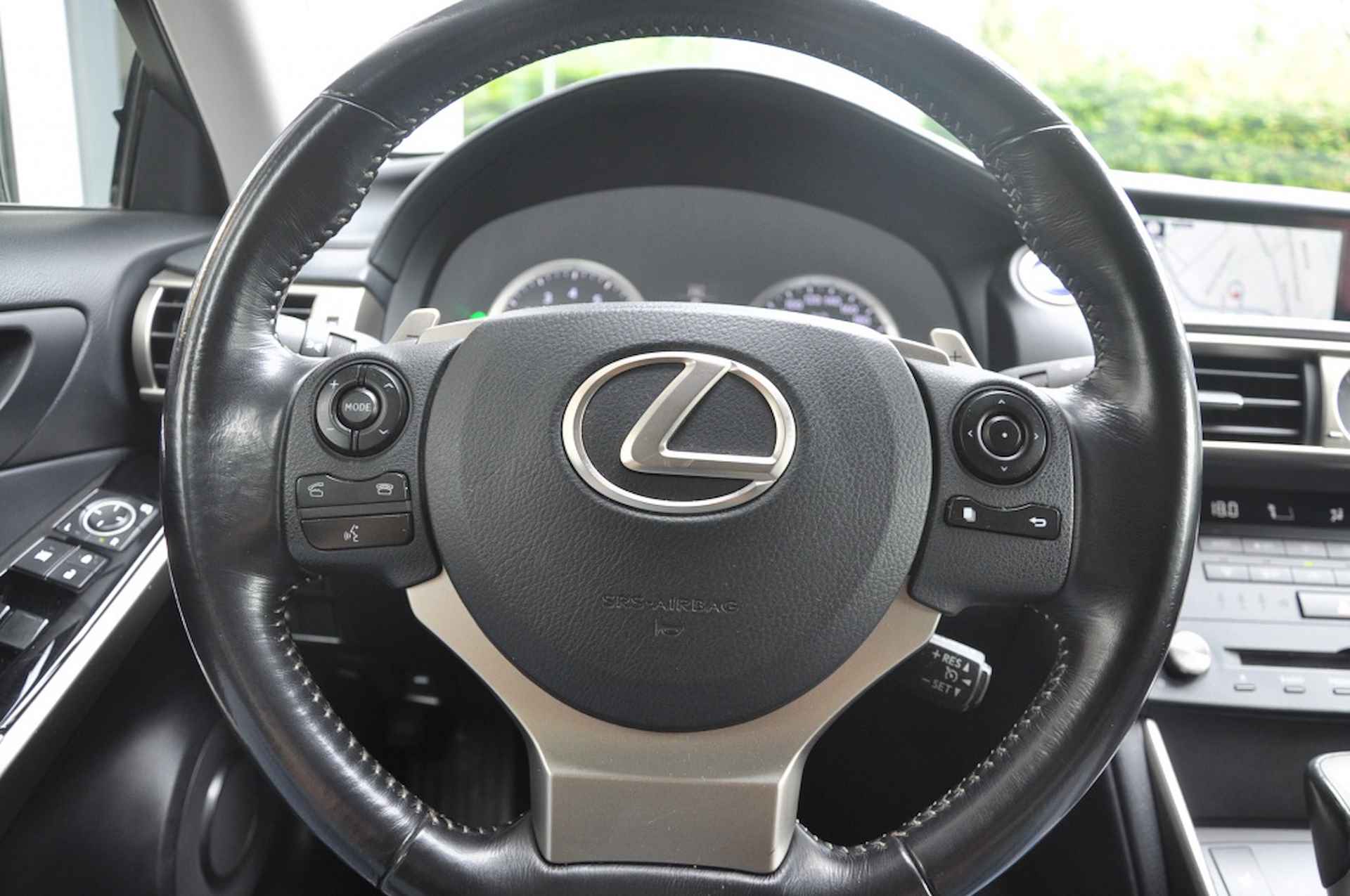 Lexus IS 300h F Sport Line - 12/25