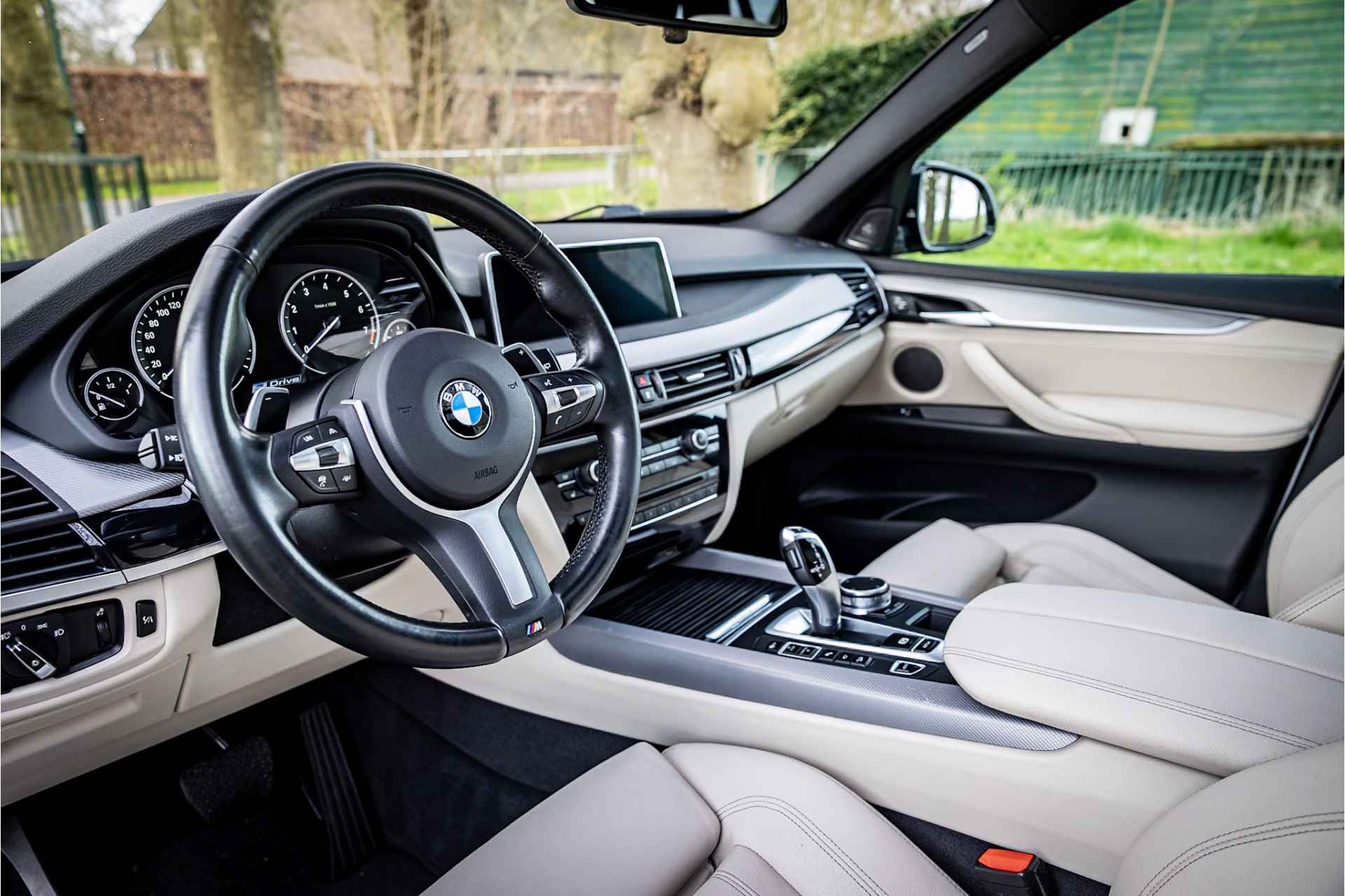 BMW X5 xDrive40e M Sport Night Vision Soft Close Adaptive Cruise Panorama - 5/32