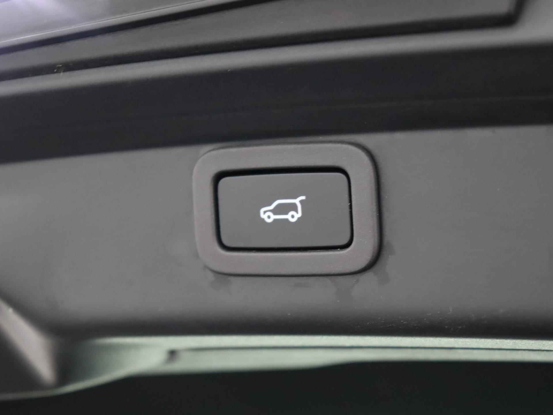 Jaguar I-PACE EV400 S 90 kWh | Leder | Navigatie | Virtual cockpit | LED | Stoelverwarming| Panoramadak | Meridian Sound | Parkeersensoren | Camera | Getint glas | Lichtmetalen velgen | - 31/41
