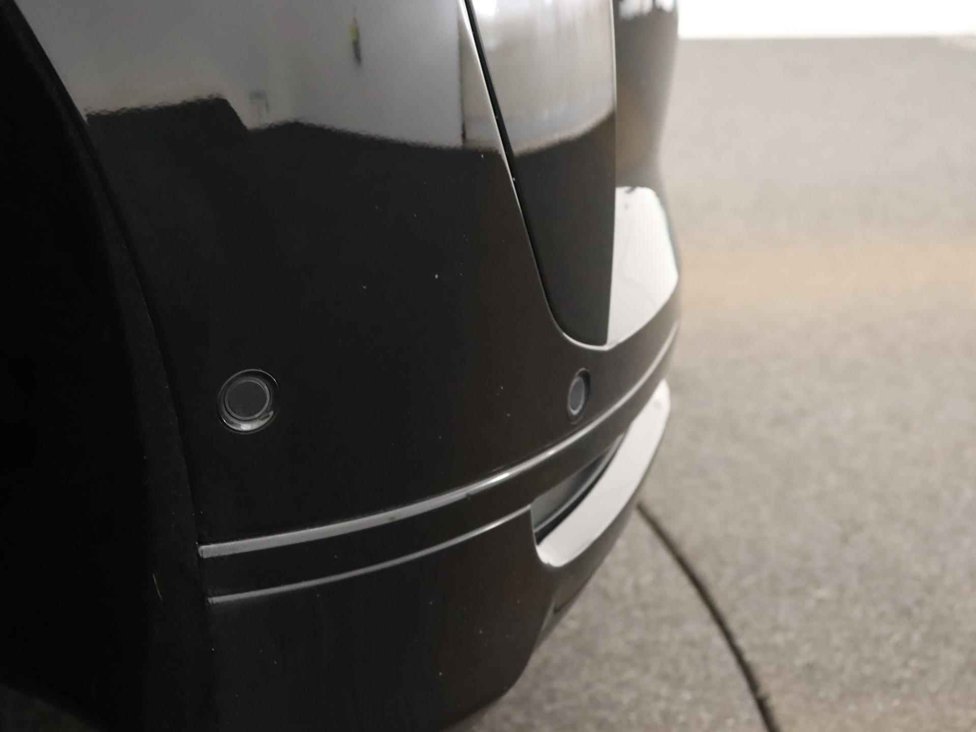 Jaguar I-PACE EV400 S 90 kWh | Leder | Navigatie | Virtual cockpit | LED | Stoelverwarming| Panoramadak | Meridian Sound | Parkeersensoren | Camera | Getint glas | Lichtmetalen velgen | - 33/41