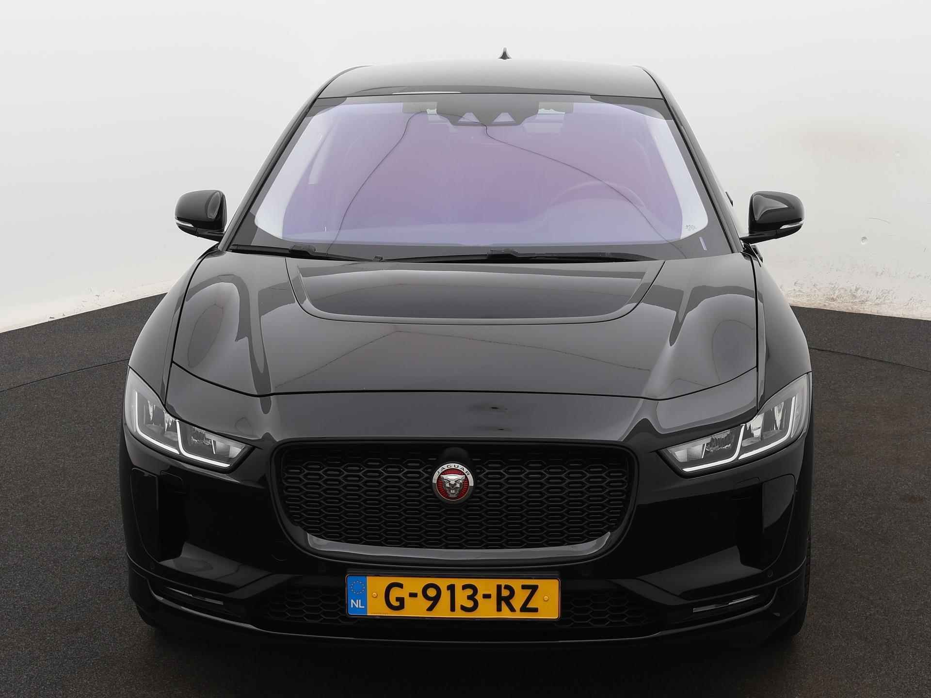 Jaguar I-PACE EV400 S 90 kWh | Leder | Navigatie | Virtual cockpit | LED | Stoelverwarming| Panoramadak | Meridian Sound | Parkeersensoren | Camera | Getint glas | Lichtmetalen velgen | - 7/41