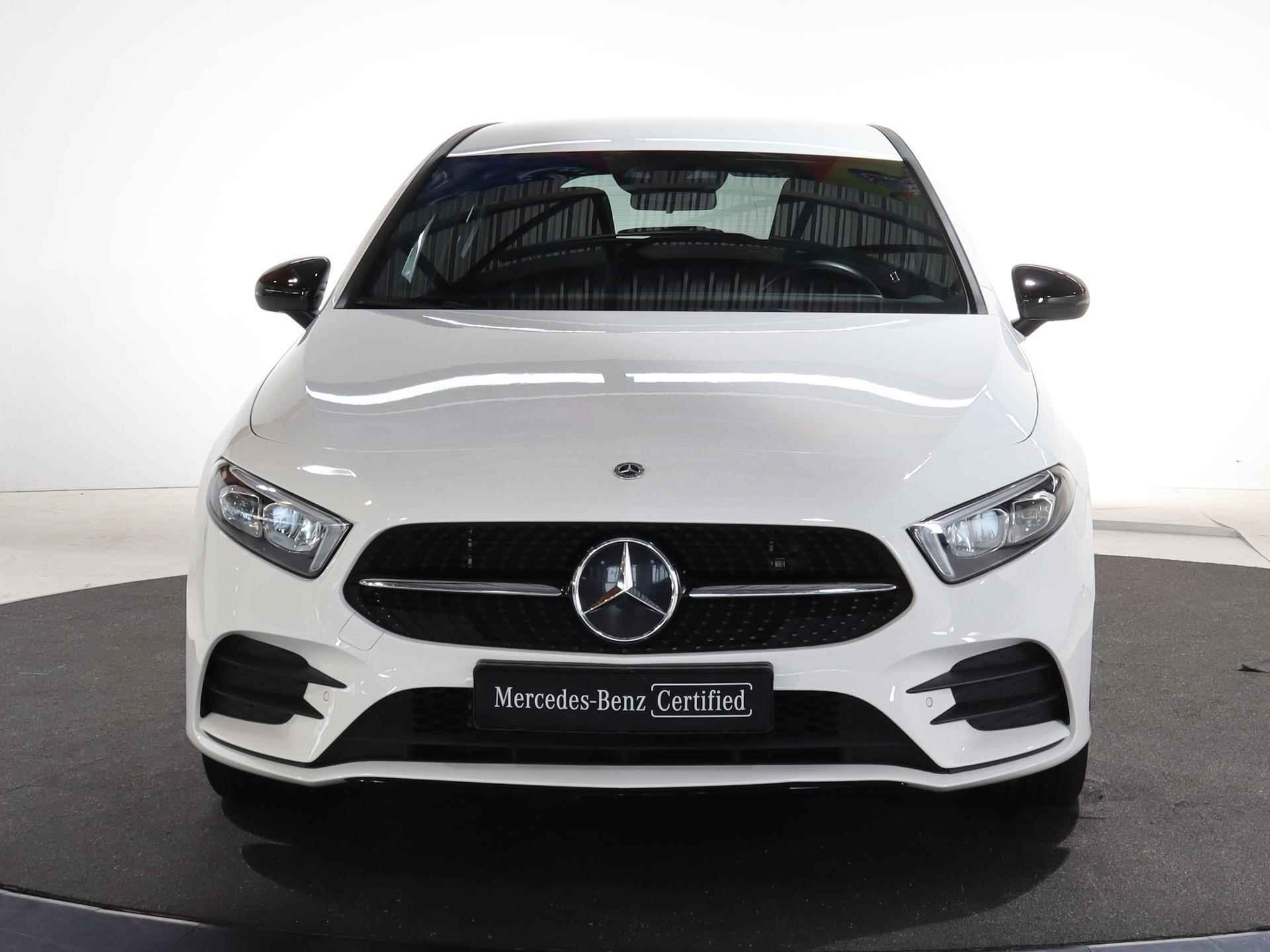 Mercedes-Benz A-klasse 250 e Business Solution AMG Limited | Night pakket | Sfeerverlichting | Stoelverwarming | Parkeerassistent | Apple carplay / Android auto | DAB+ - 4/21