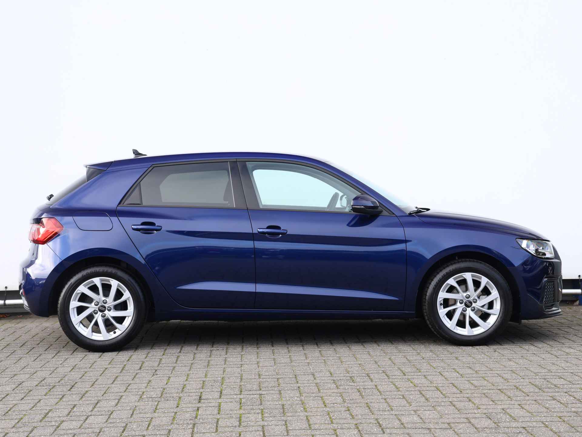 Audi A1 Sportback 25 TFSI Advanced edition 95pk S-tronic | Apple Carplay | Stoelverwarming | Parkeersensoren | Virtual cockpit - 2/38