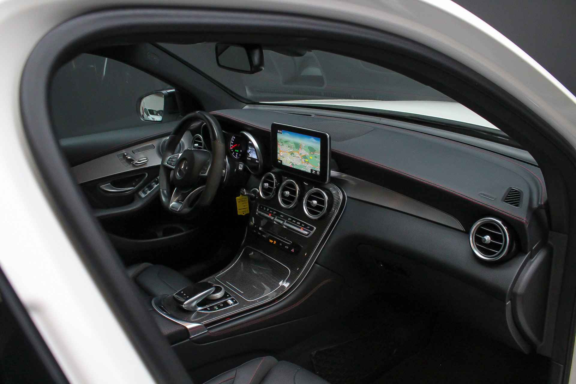 Mercedes-Benz GLC AMG 43 4MATIC 368pk |BTW|Burmester|panoramadak|carbon|head-up|sidebars| - 3/41