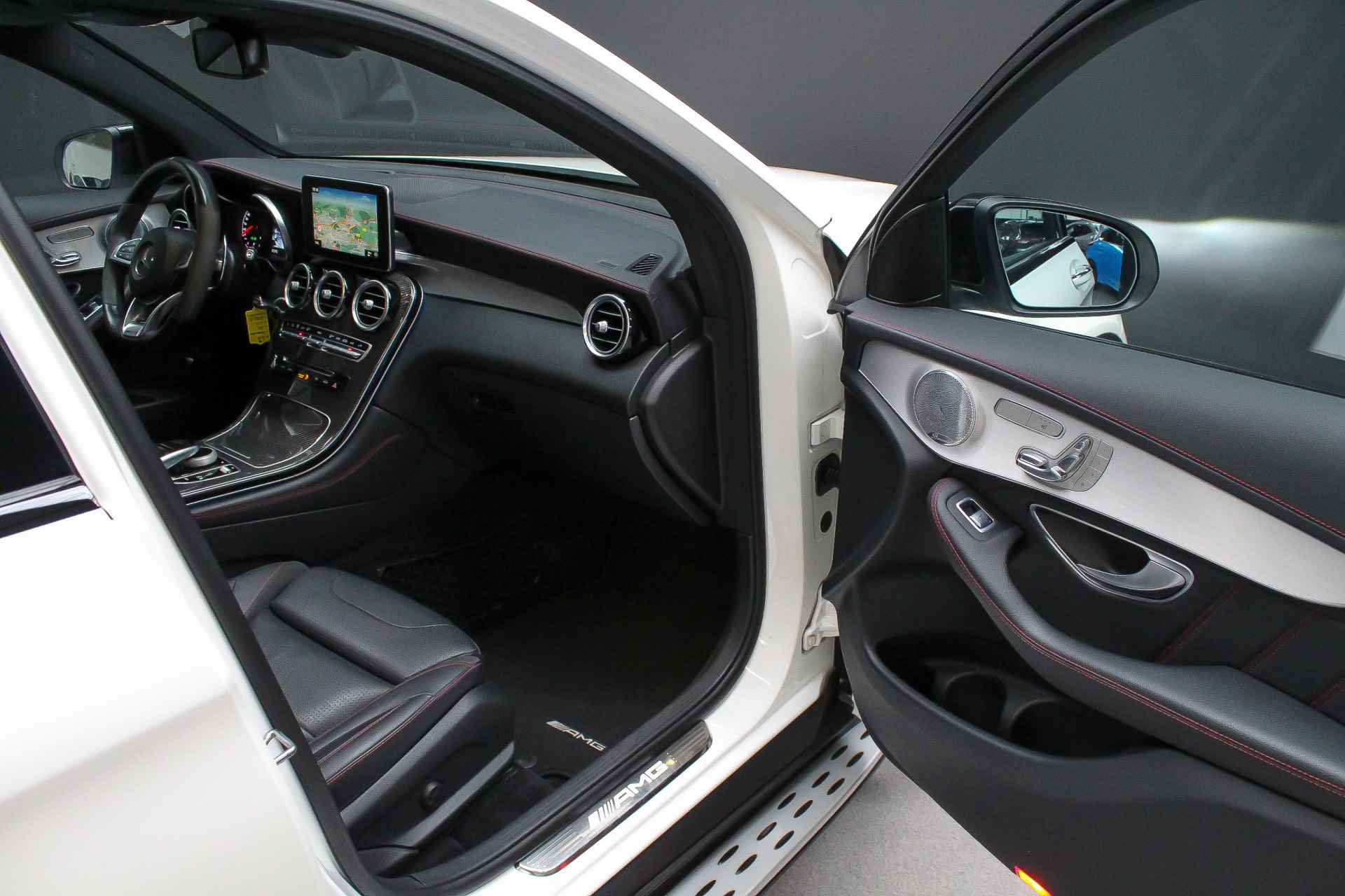 Mercedes-Benz GLC AMG 43 4MATIC 368pk |BTW|Burmester|panoramadak|carbon|head-up|sidebars| - 4/41