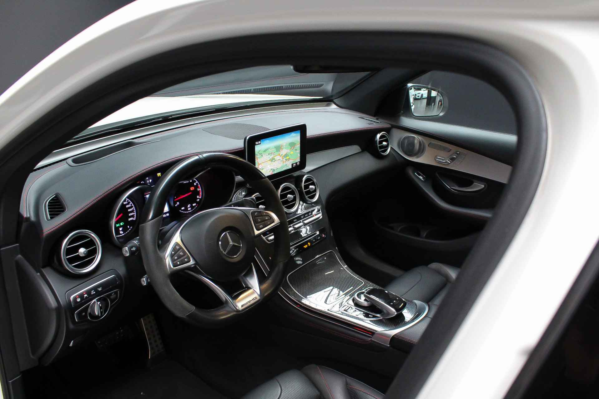 Mercedes-Benz GLC AMG 43 4MATIC 368pk |BTW|Burmester|panoramadak|carbon|head-up|sidebars| - 29/41