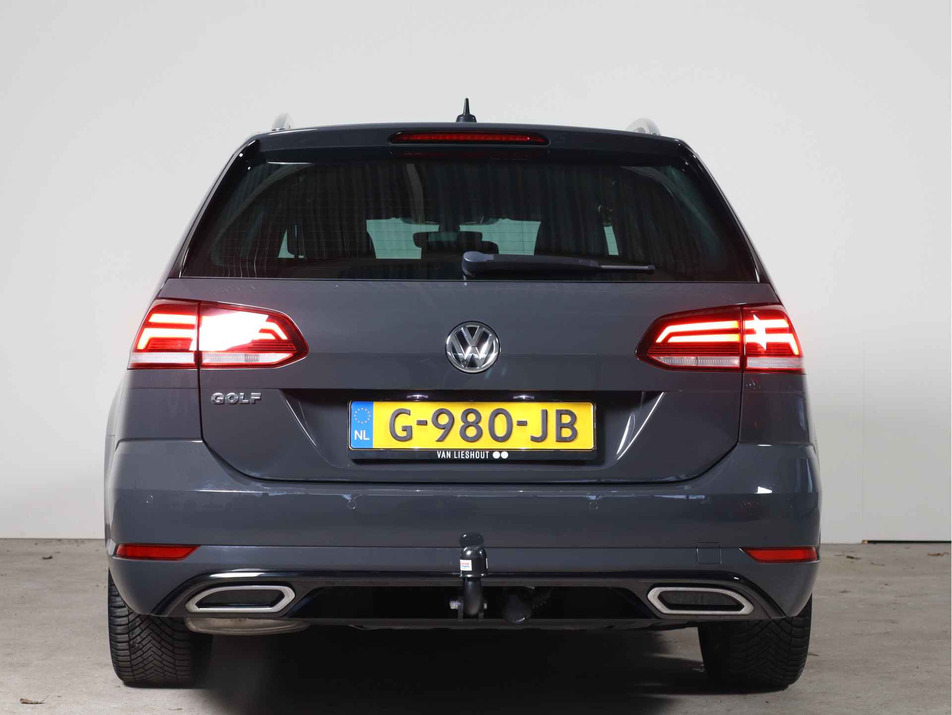 Volkswagen GOLF Variant 1.5 TSI Highline Business R NL-Auto!! Led I Carplay I Adap-Cruise - 5/33