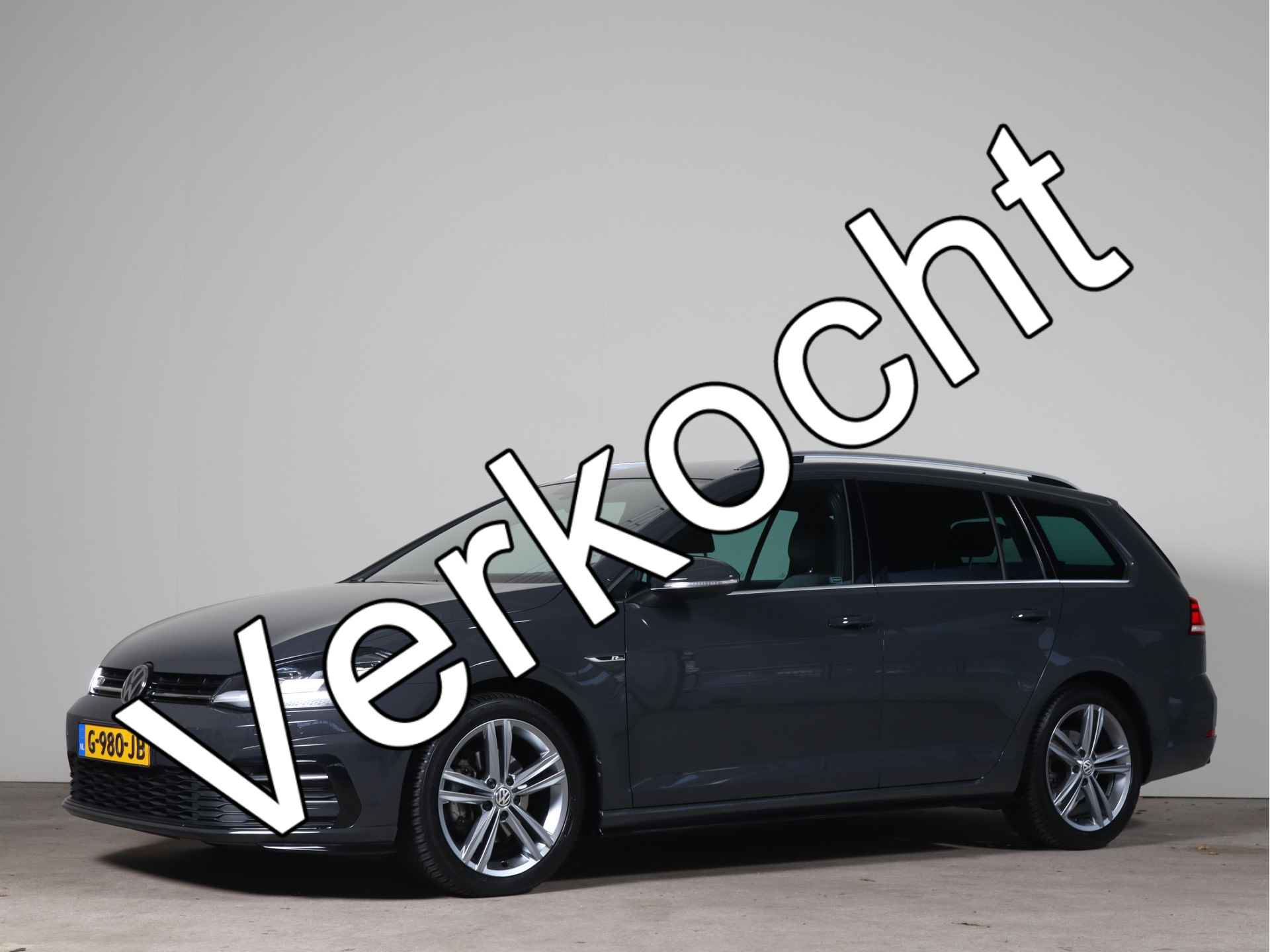 Volkswagen GOLF Variant 1.5 TSI Highline Business R NL-Auto!! Led I Carplay I Adap-Cruise - 1/33