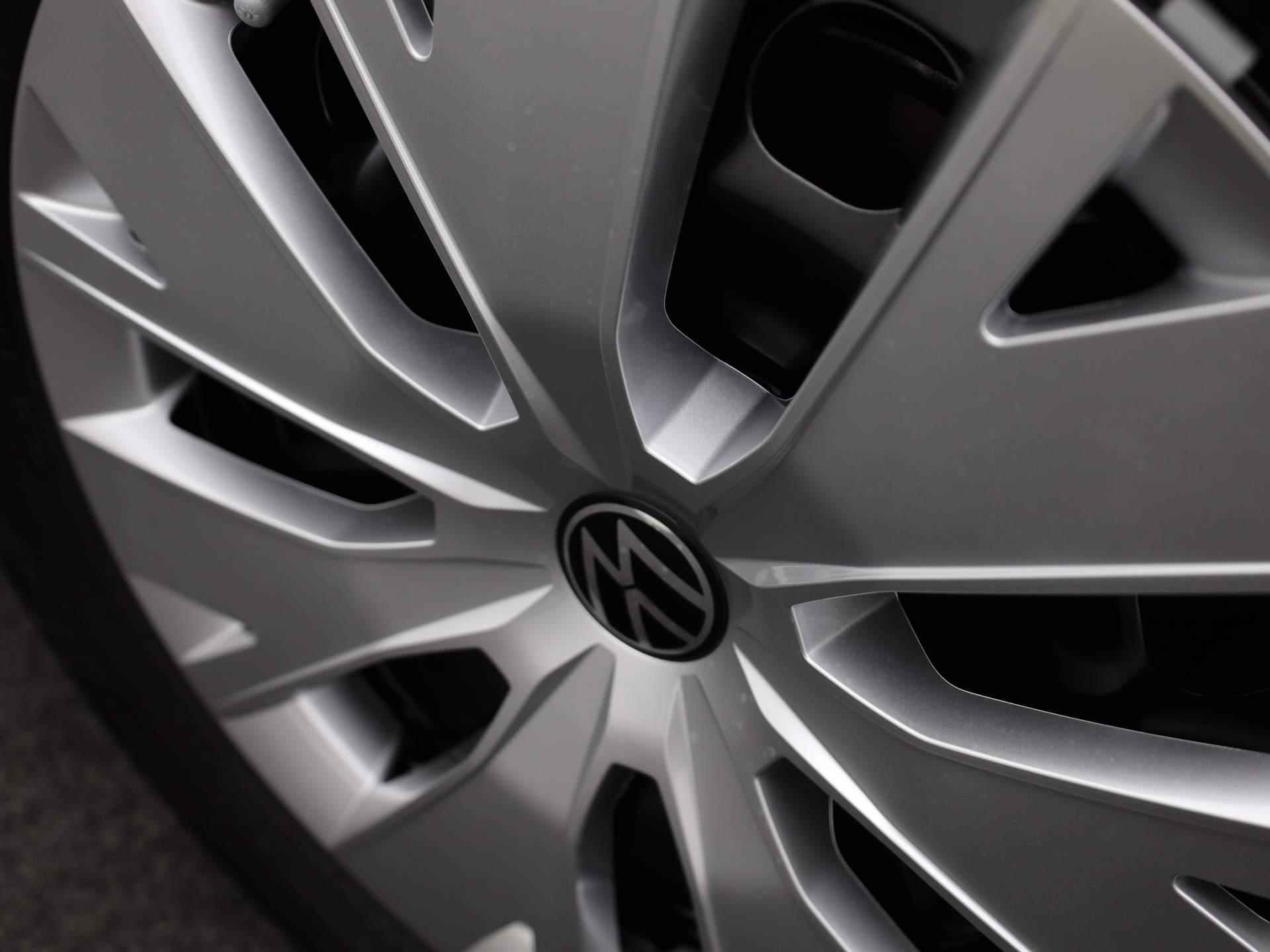 Volkswagen T-Cross 1.0 TSI 70 kW / 95 pk SUV 5 versn. Hand · Apple Carplay · Parkeersensoren · Airco - 14/36