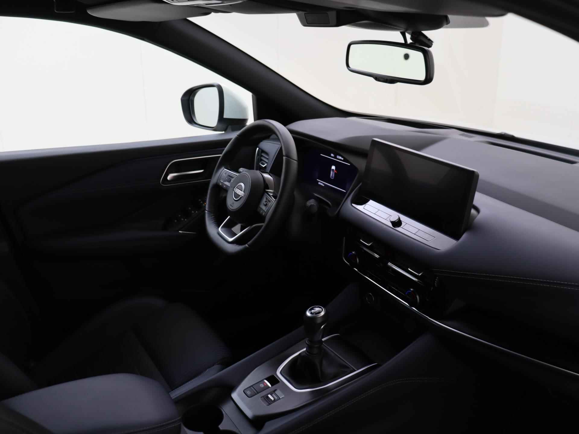 Nissan Qashqai 1.3 MHEV Tekna | Navigatie en Apple Caplay | Camera's rondom | Stoel, stuur, voorruitverwarming - 18/27