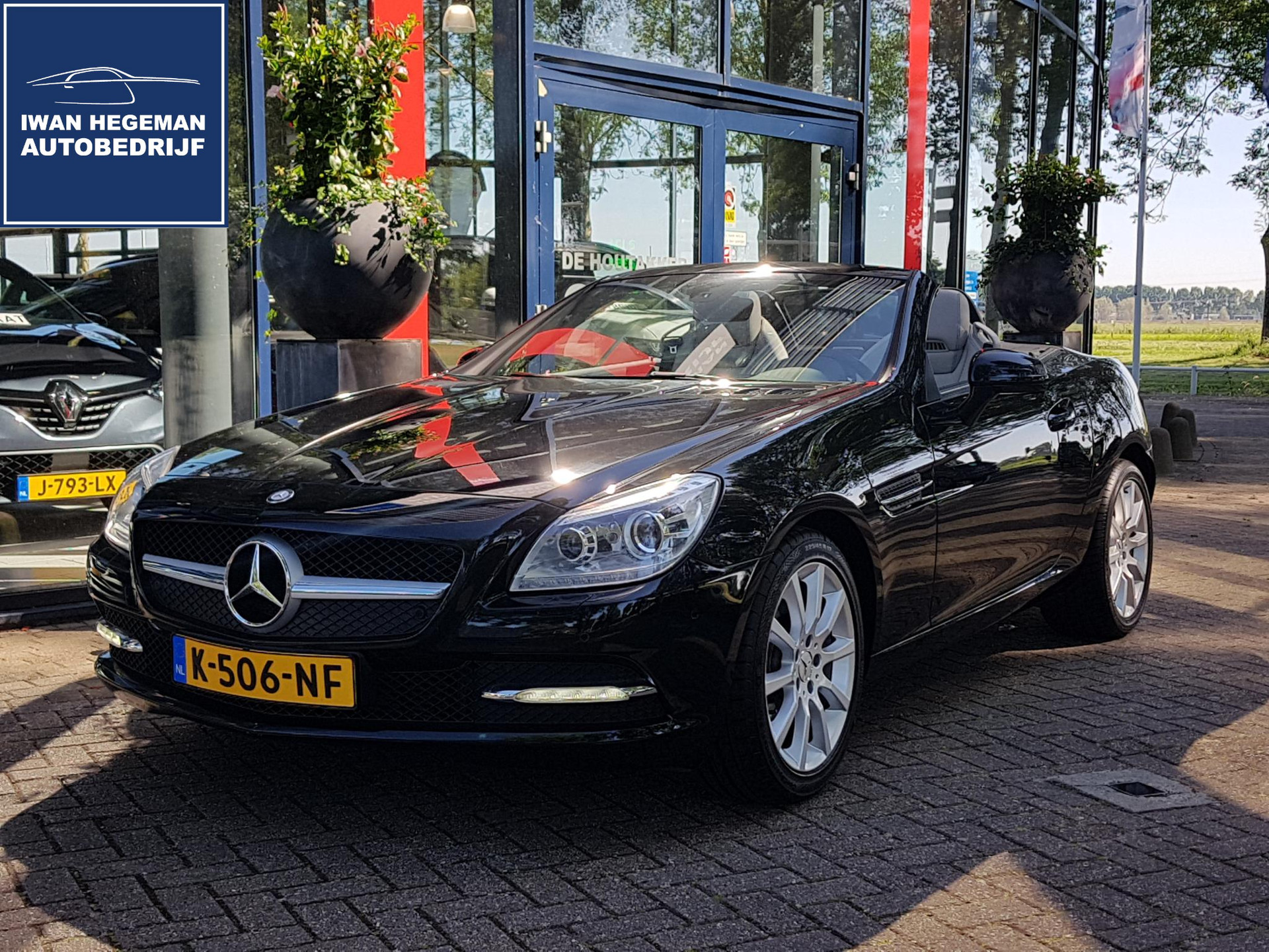 Mercedes-Benz SLK-klasse 200 AUTOMAAT | Panodak | Airco | Leer | Navi | PDC | LM Velgen