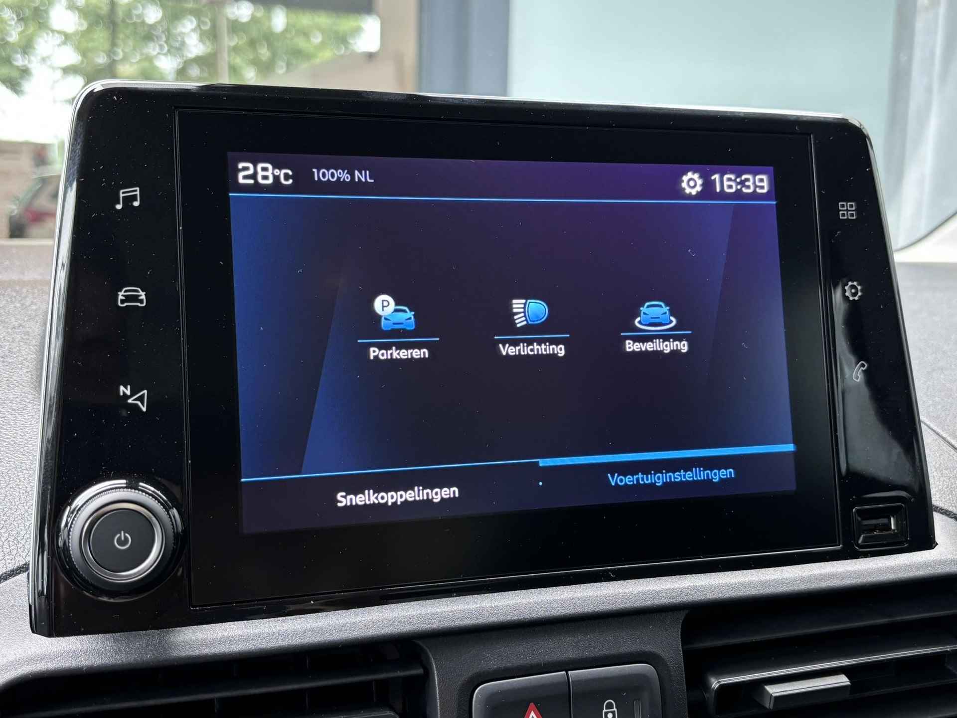 Peugeot Rifter MPV Active Pack 1.2 PureTech 110pk H6 | APPLE CARPLAY / ANDROID AUTO | AIRCO | CRUISE CONTROL | OFFROAD PAKKET | BLUETOOTH | - 38/60