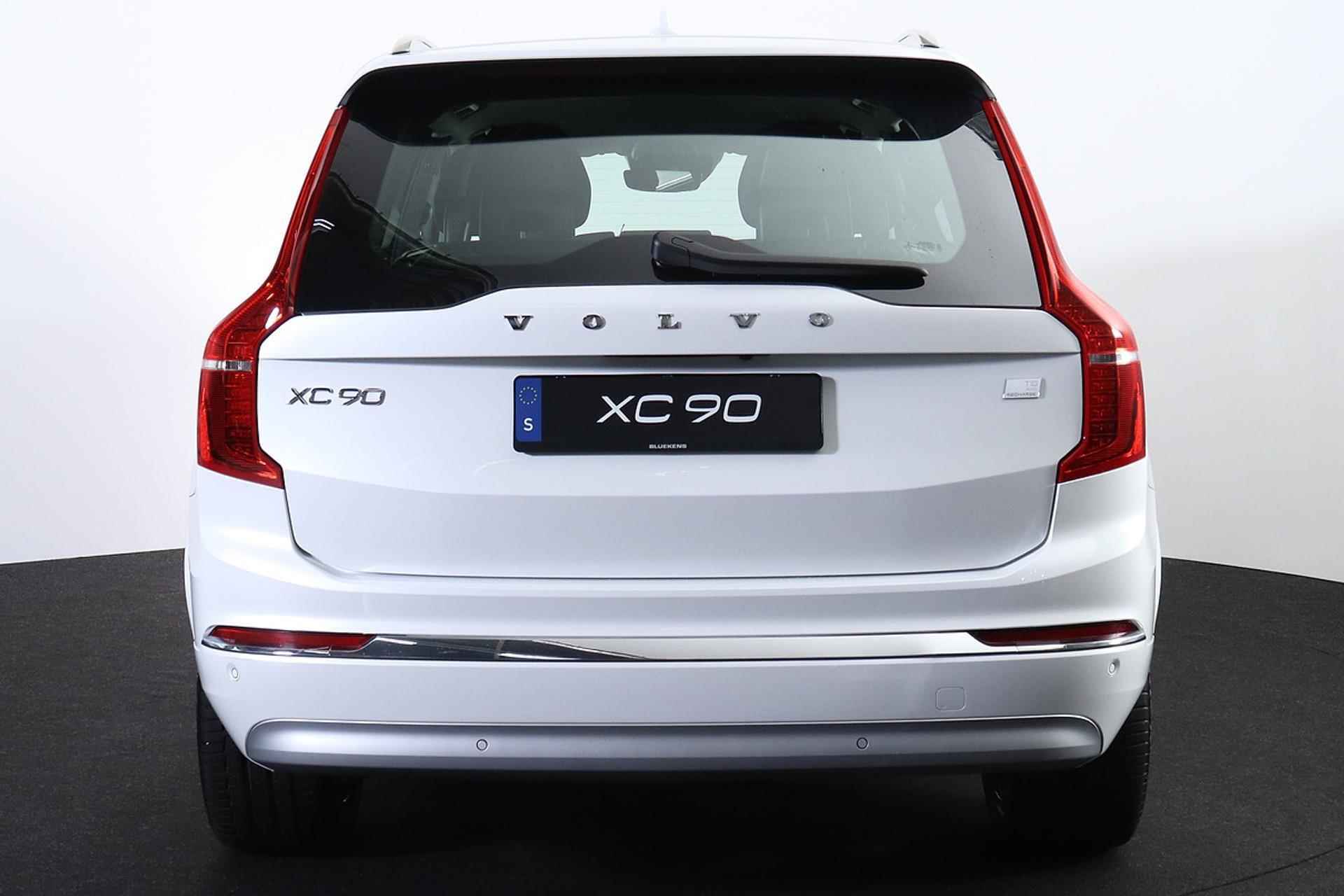 Volvo XC90 T8 Recharge AWD Inscription - LONG RANGE - Luchtvering - IntelliSafe Assist & Surround - Harman/Kardon audio - 360º Camera - Parkeersensoren voor & achter - Adaptieve LED koplampen - Verwarmde voorstoelen & stuur - Climate control 4-zone - Head up display - Draadloze tel. lader - Standkachel - 21' LMV - 4/28