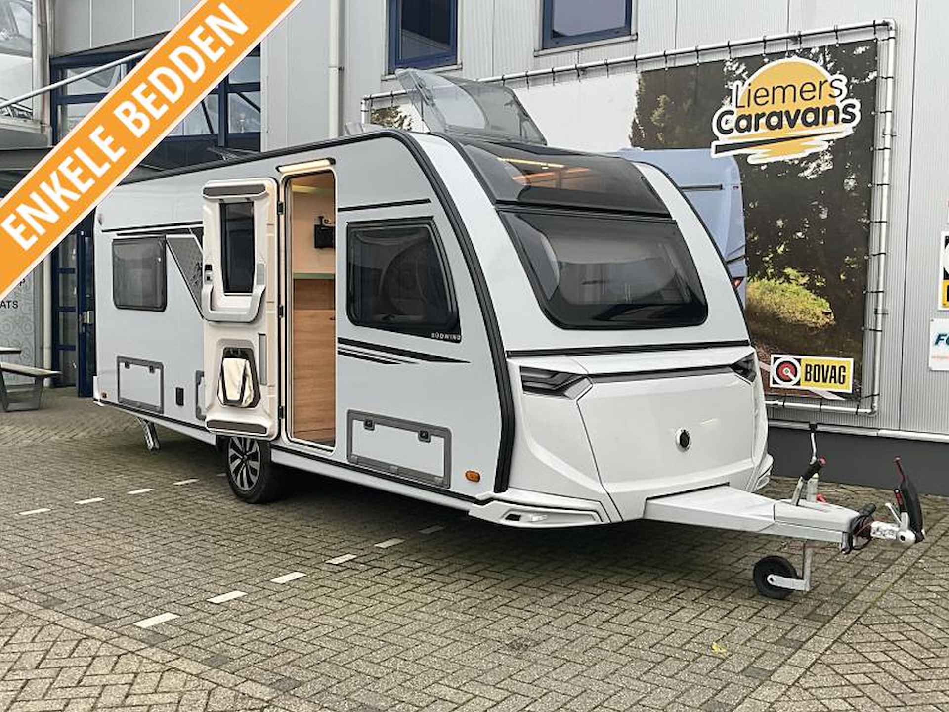 Knaus Sudwind 60 Years 540 UE ENKELE BEDDEN-XL KOELKAST