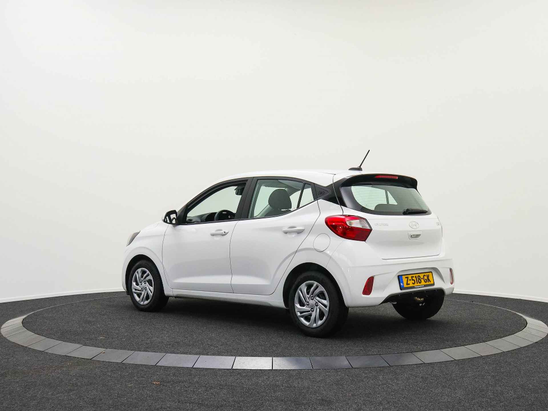 Hyundai i10 1.0 Comfort Smart (Navigatie) | Private lease 315 p.m. - 2/42