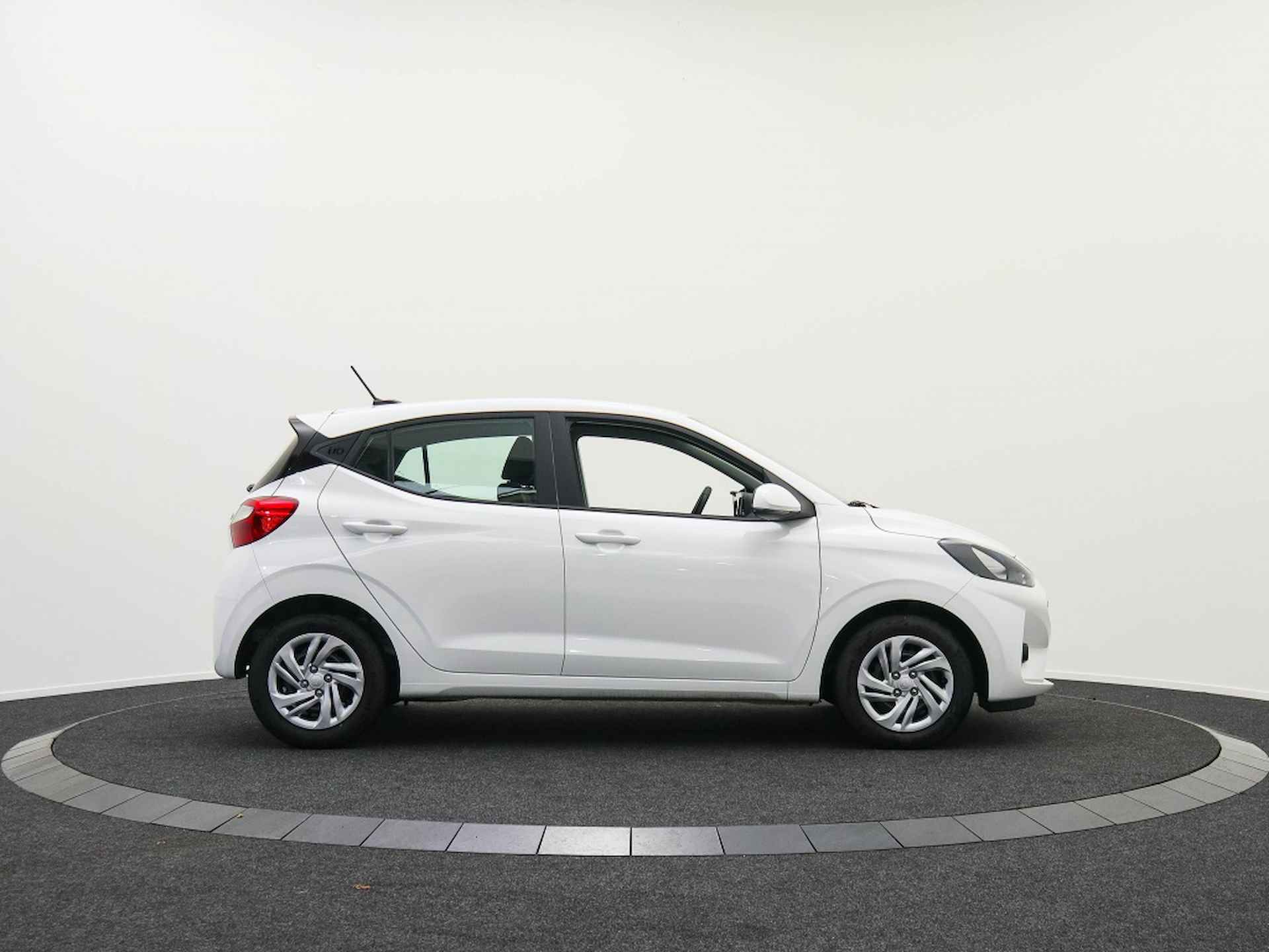 Hyundai i10 1.0 Comfort Smart (Navigatie) | Private lease 315 p.m. - 6/42