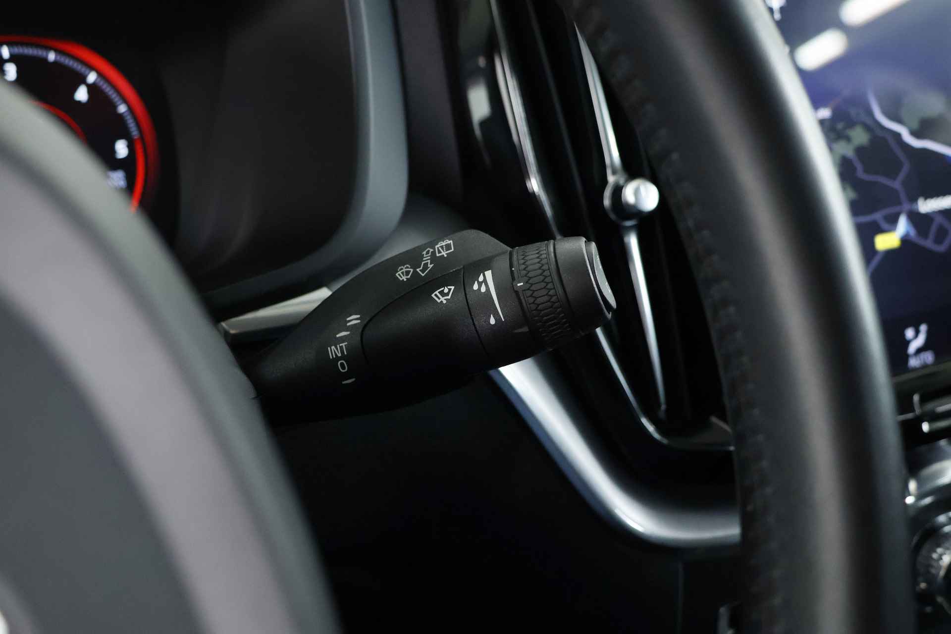 Volvo XC60 2.0 D4 Momentum / LED / Pilot assist / DAB / CarPlay - 18/33