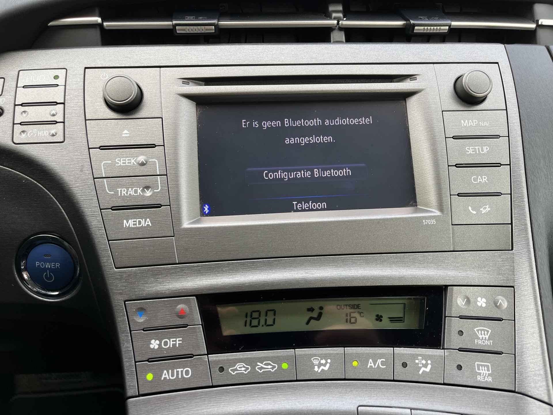 Toyota Prius 1.8 Business | Navigatie | Camera | Climate control | Bluetooth - 15/23