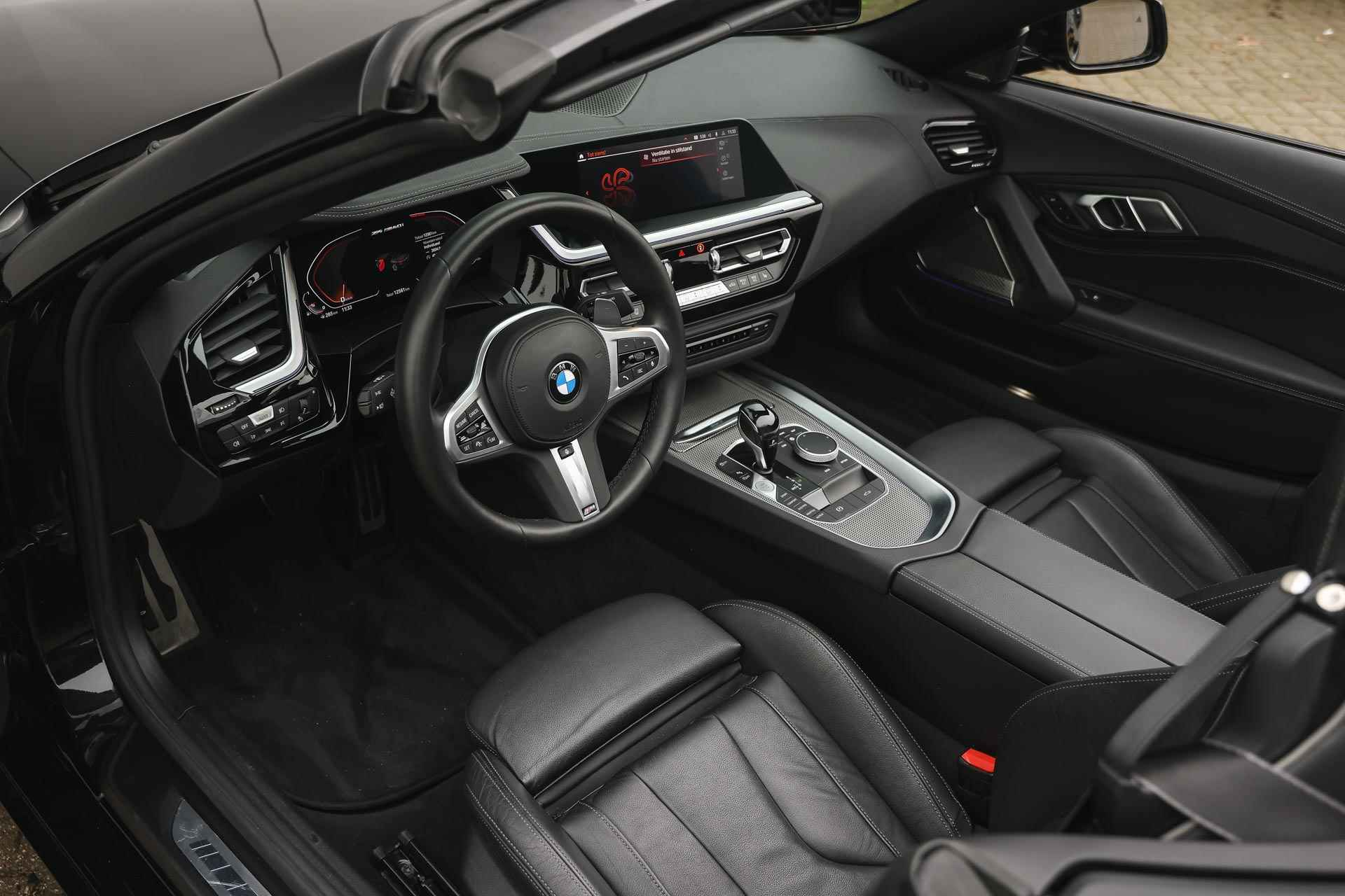 BMW Z4 Roadster M40i High Executive Automaat / Live Cockpit Professional / Adaptief M onderstel / Stoelverwarming / Adaptieve LED / Parking Assistant / Head-Up / Harman Kardon - 5/37