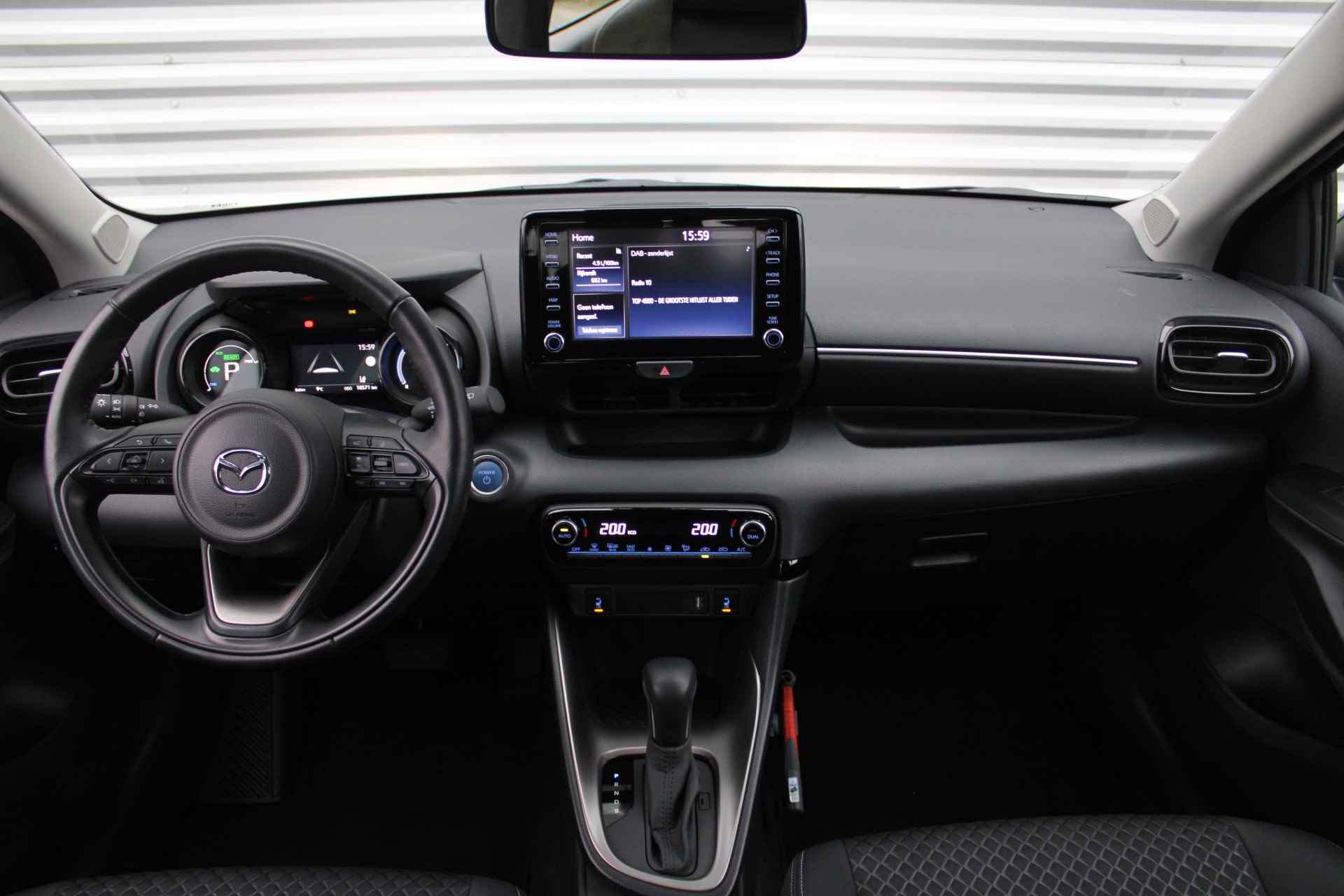 Mazda 2 Hybrid 1.5 Agile met Comfort Pakket | 15" LM | Airco | Apple car play | Android auto | - 9/34