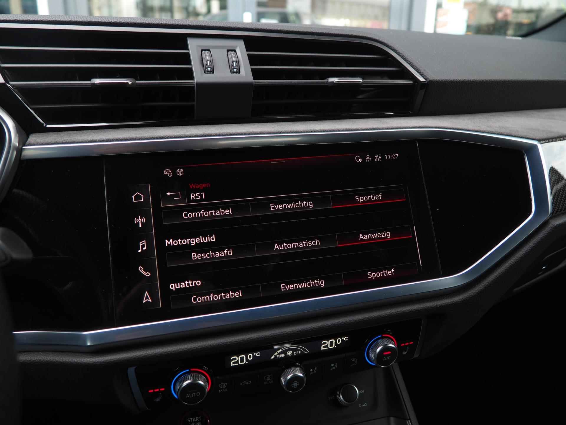 Audi RS Q3 Sportback / RS Stoelen / Sonos / Pano / 360 / Adaptive / Keyless / Ambient / Carbon / Blind spot - 33/58