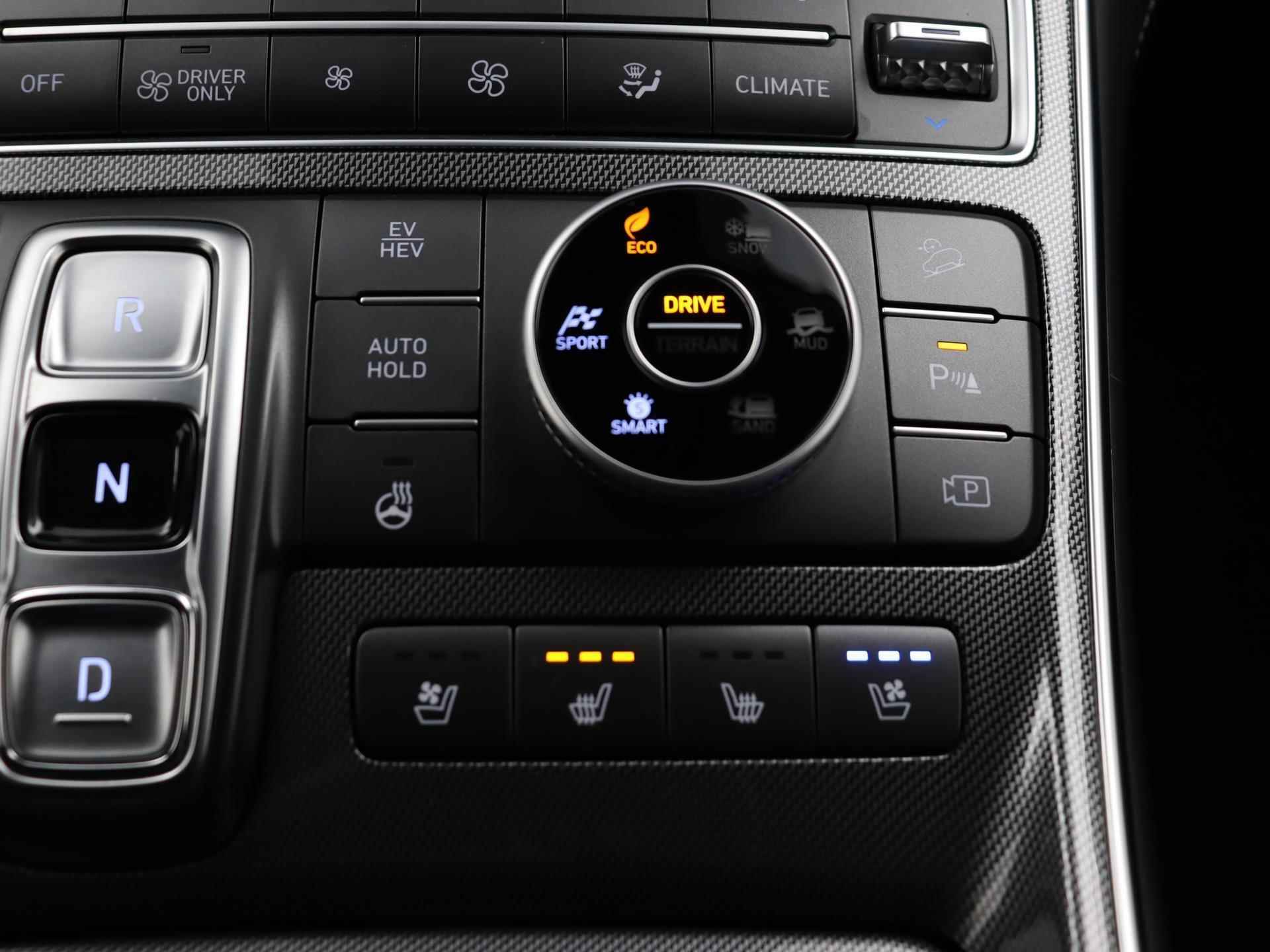 Hyundai Santa Fe 1.6 T-GDI PHEV Premium | Leder | Navigatie | - 20/30