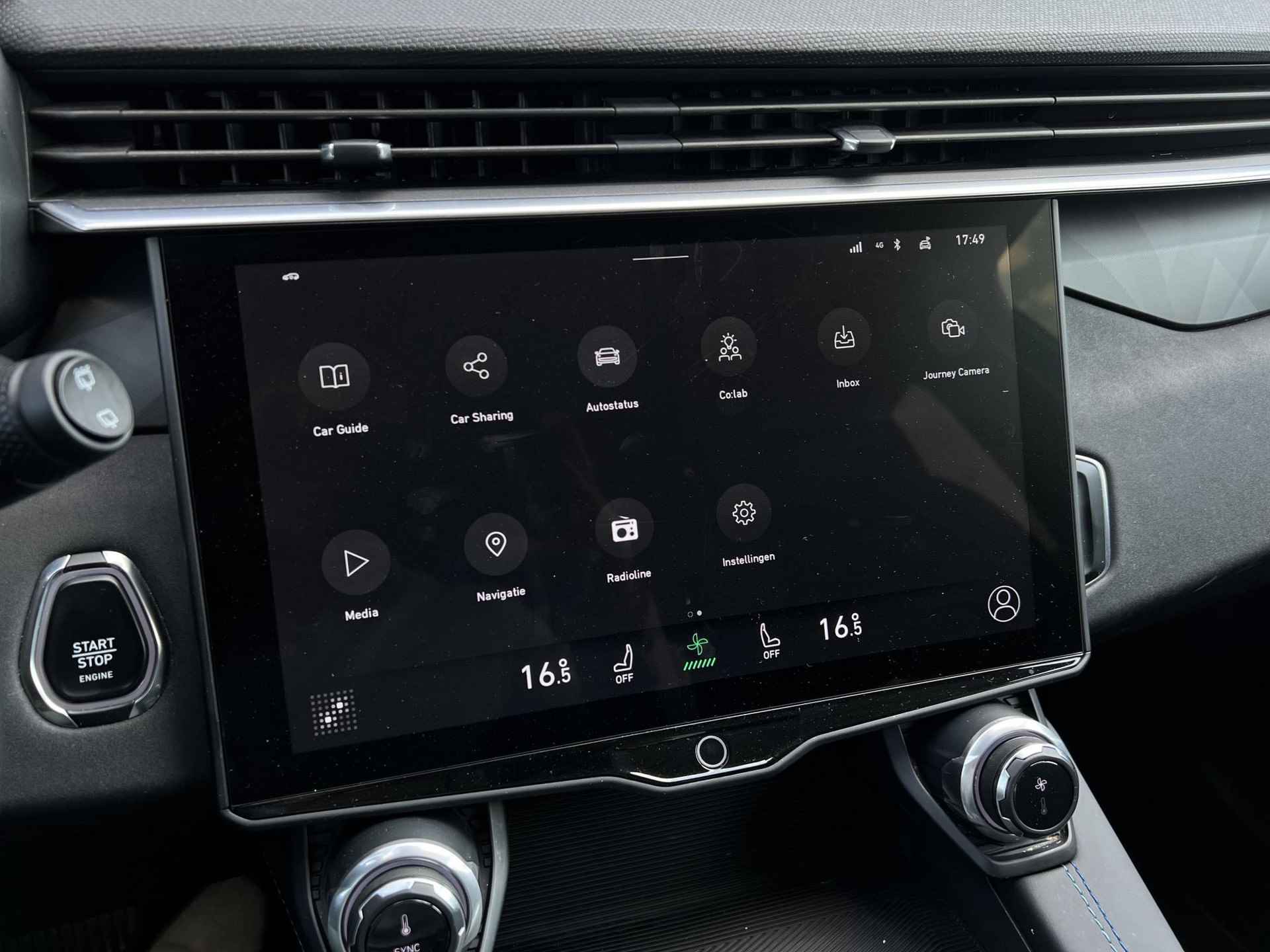 Lynk & Co 01 1.5 | Panoramadak | Adaptive cruise control | LED koplampen | Camera | 20 inch velgen | Climate control | Apple Carplay / Android Auto | - 16/27